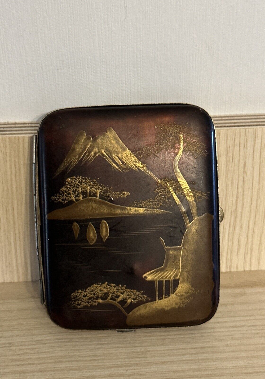 Vintage Japanese Hard Cigarette Case Mt. Fuji Seascape Hand Painted Gold Inlay