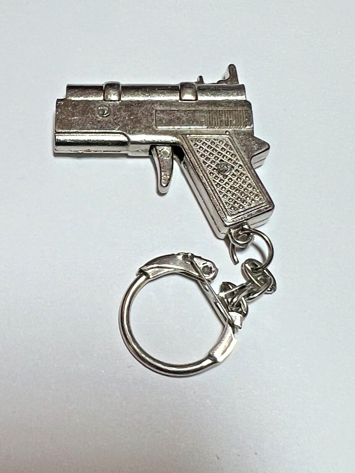 Keychain Collectable Mini Weapon Replica - Gun Pistol Accessory
