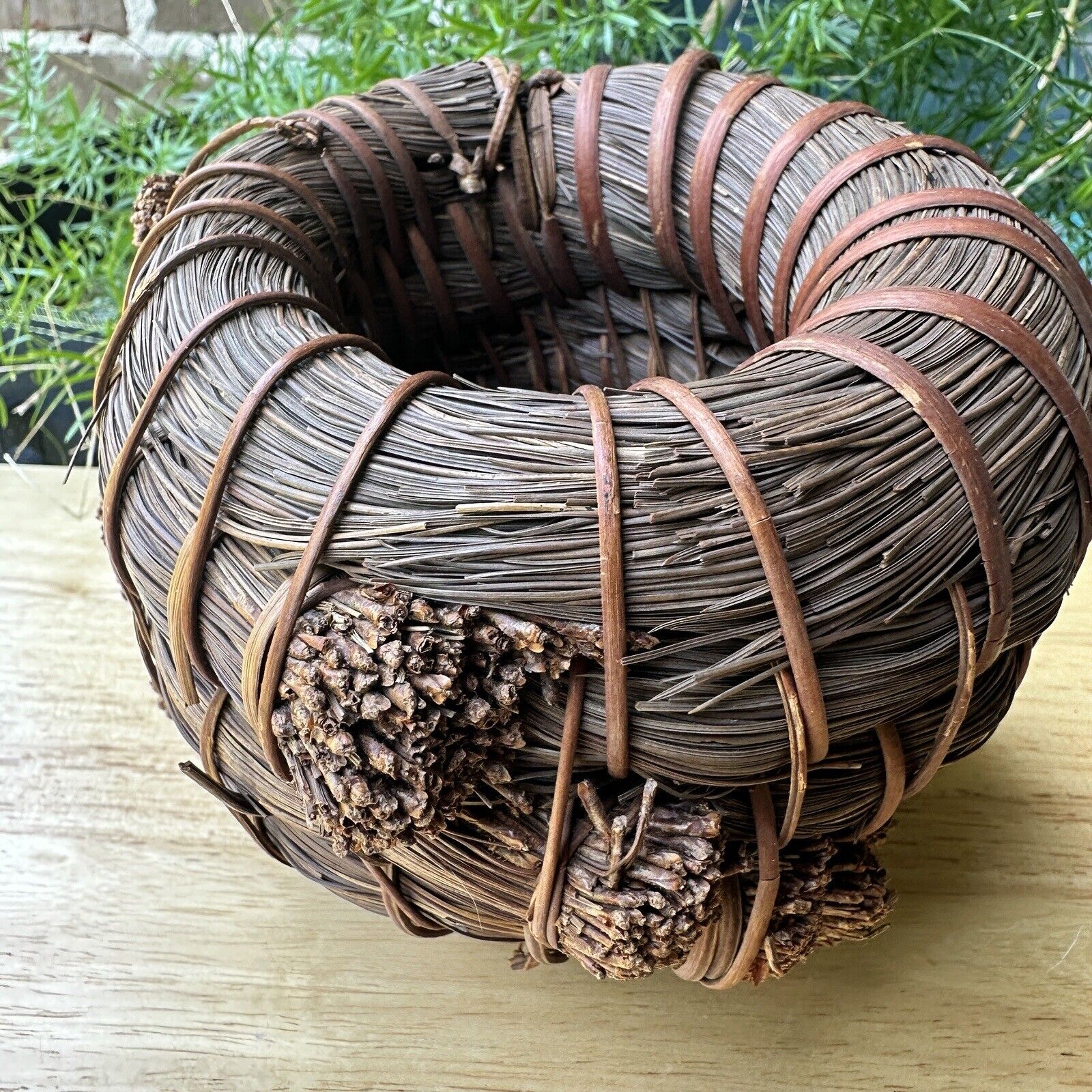 Vintage Hand-Woven Native American Pine Needle Basket Folk Art Coiled 5.5\