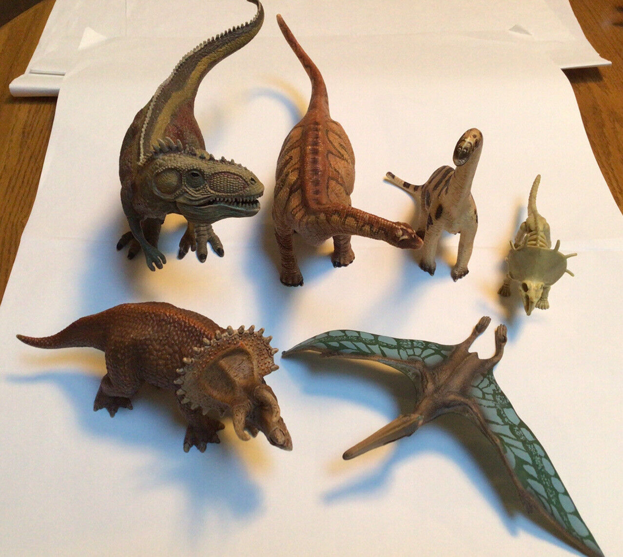 Schleich dinosaurs, Quetzalcoatlus, Giganotosaurs, Triceratops Plus two more