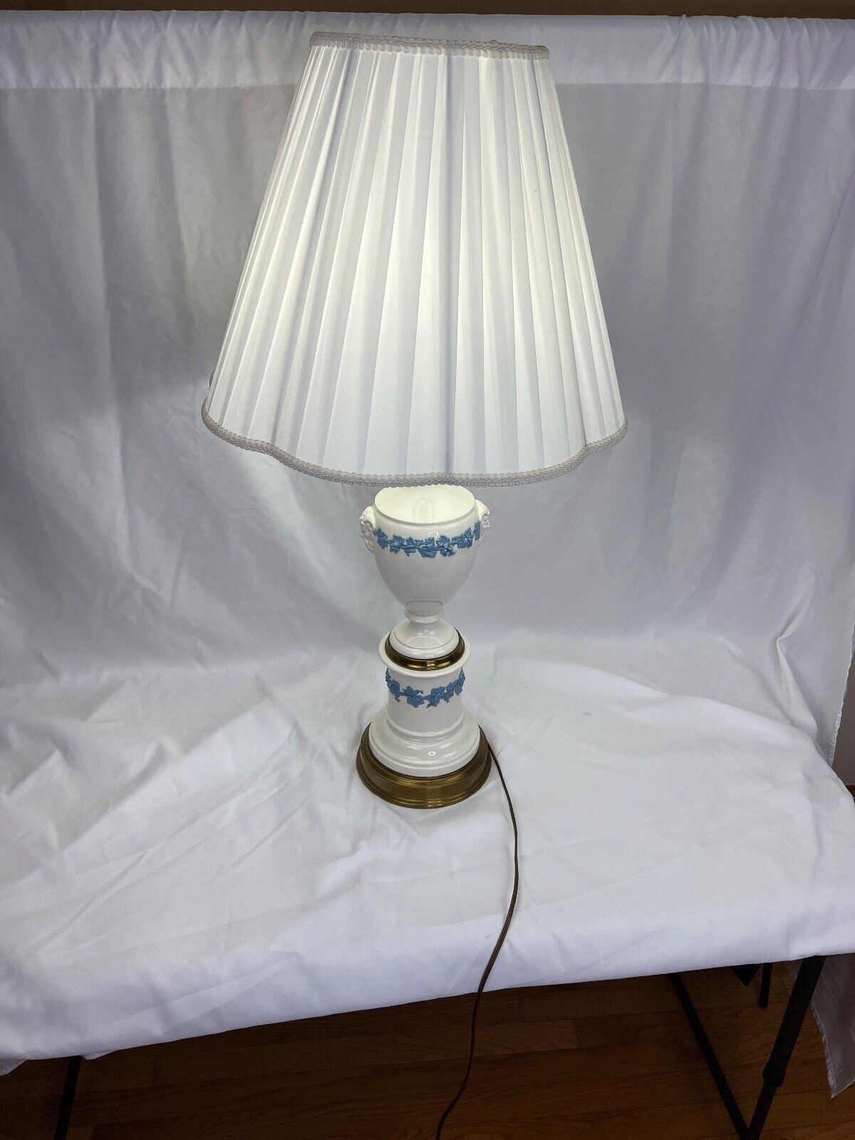 Vintage  Wedgwood Queensware White & Blue Grapevine Rams Head Table Lamp