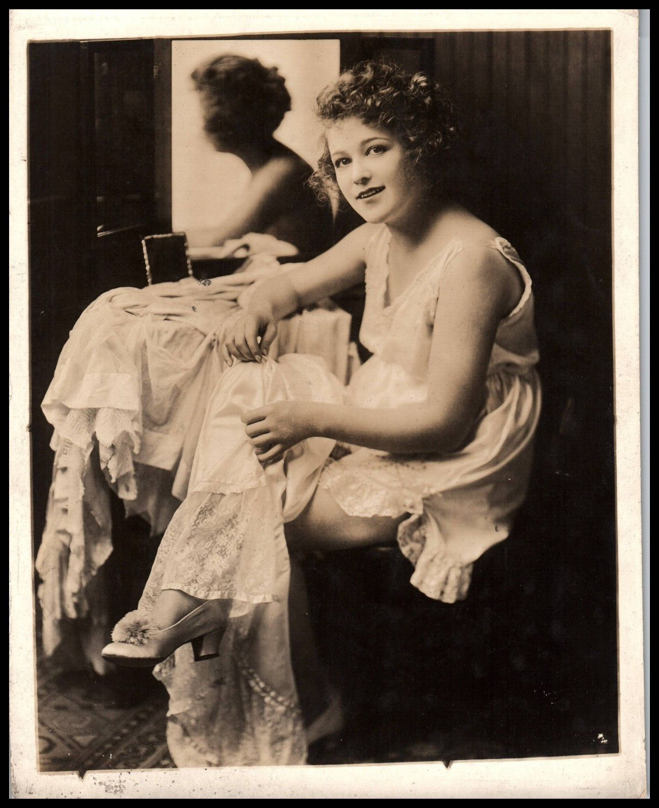 Hollywood Beauty UNKNOWN ACTRESS STUNNING PORTRAIT 1910s STYLISH POSE Photo 659