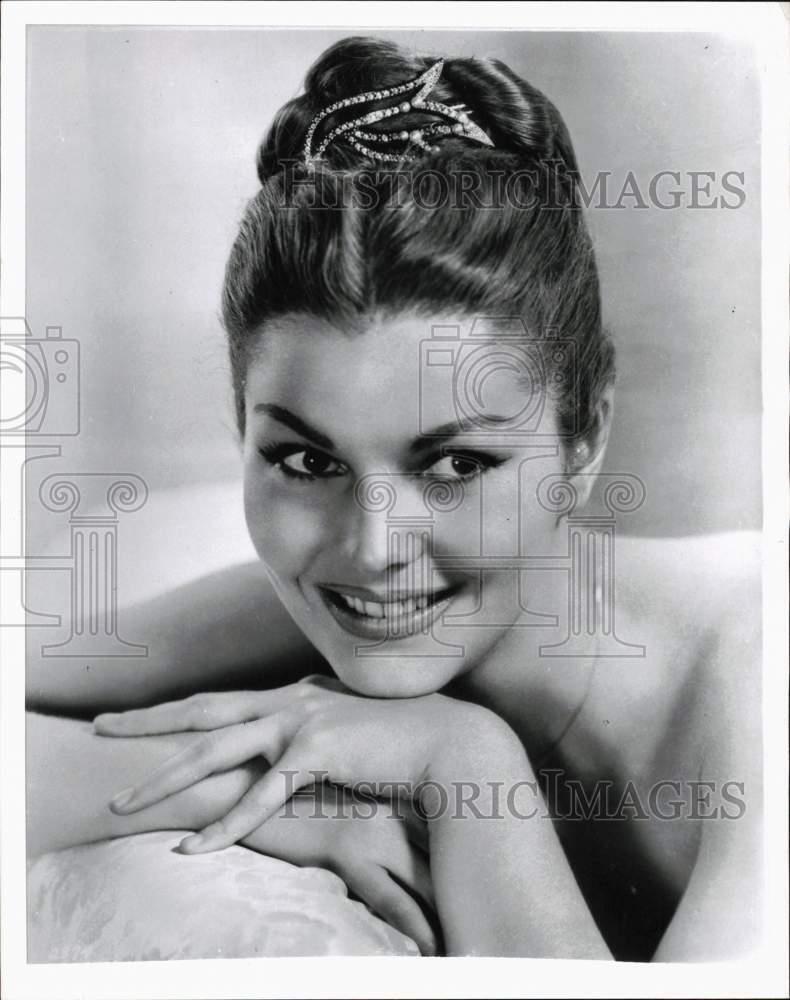 1959 Press Photo Actress Claire Kelly - pip28638