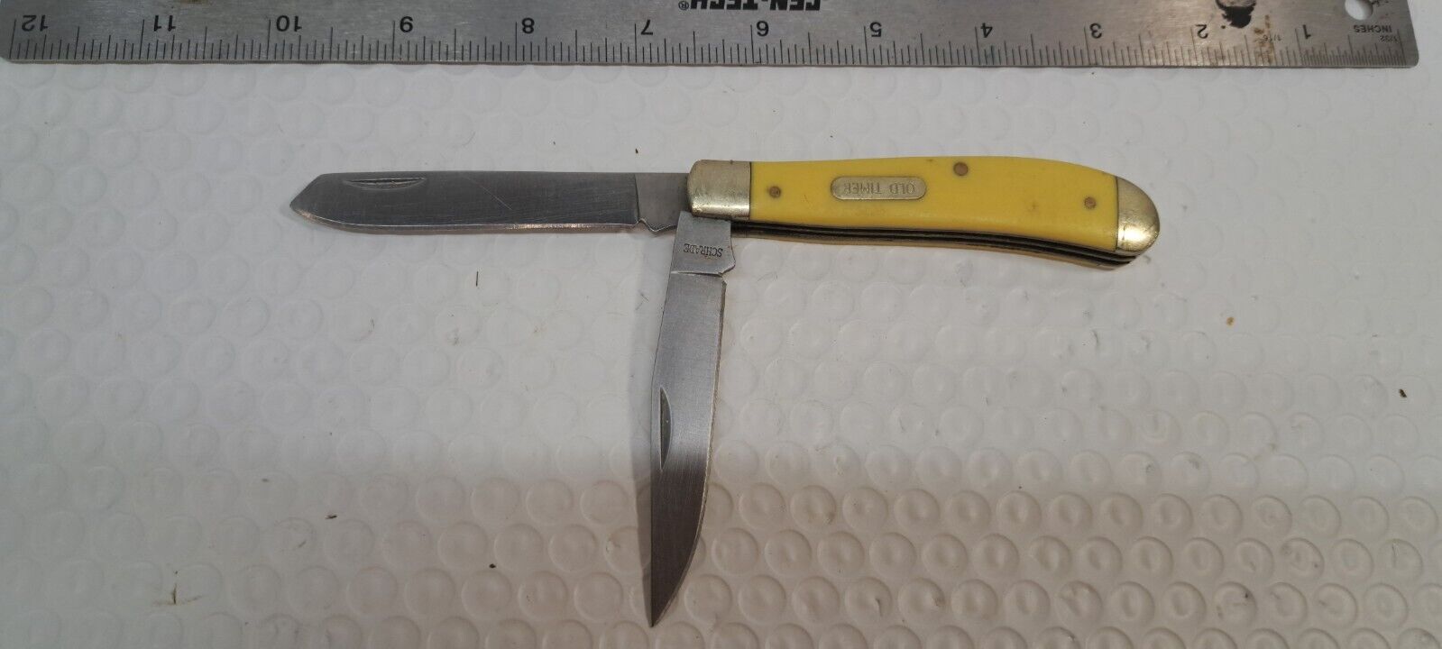 Vintage Old Timer Folding Pocket Knifeby by Schrade (Yellow) 940 TY