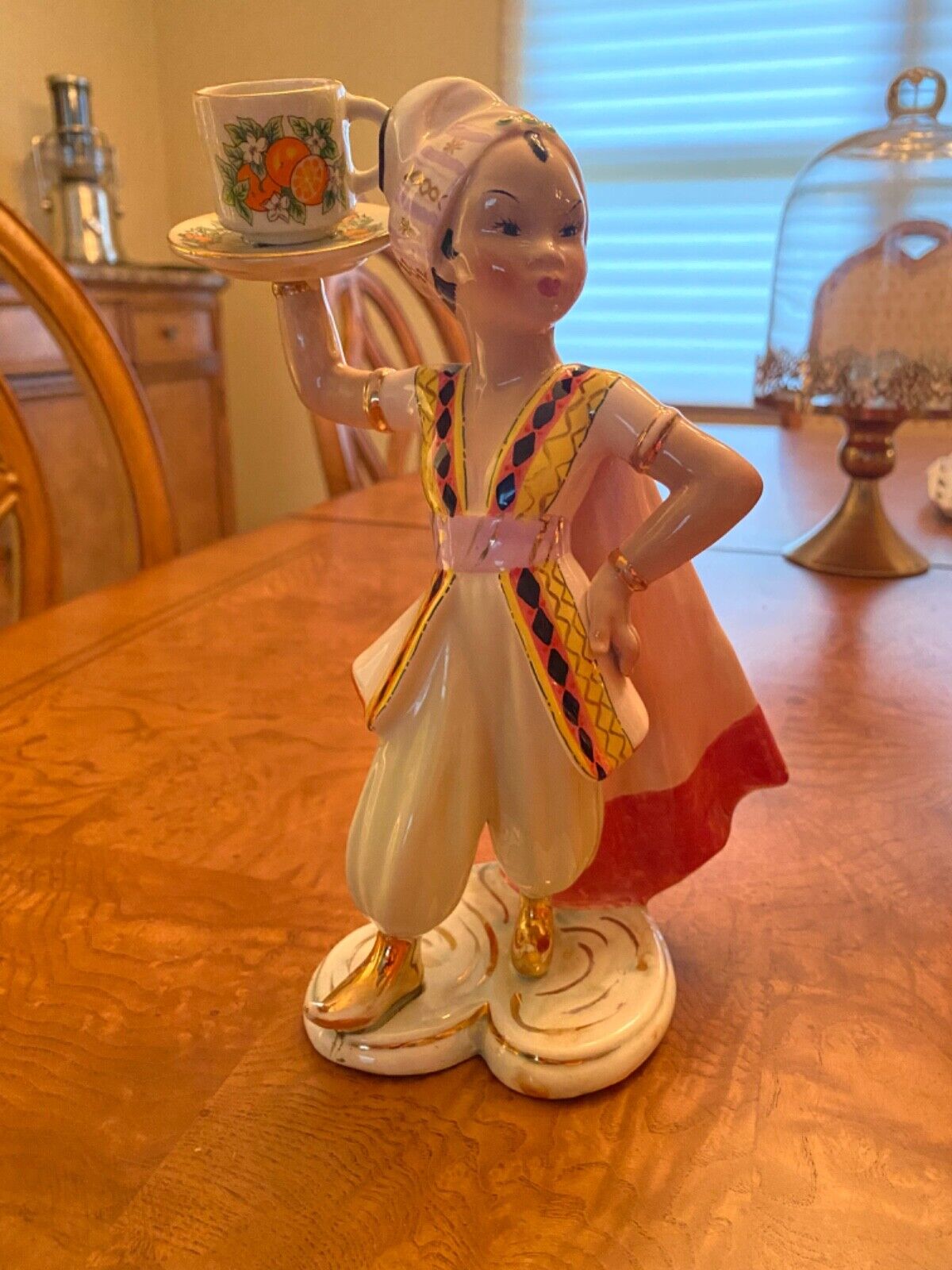 1950’s cardel b65 italy handpainted figurine- women holding teac/saucer Florida 