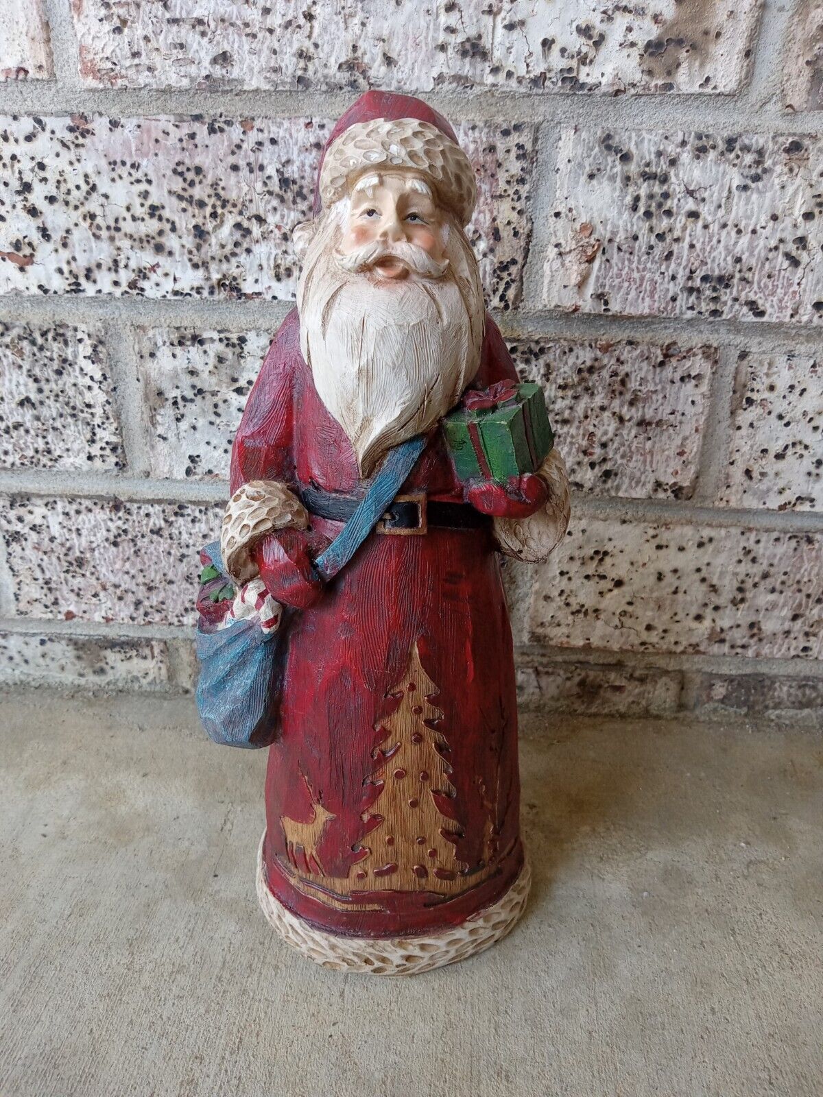 Santa Claus Old World Folk Art Resin Carved Wood look