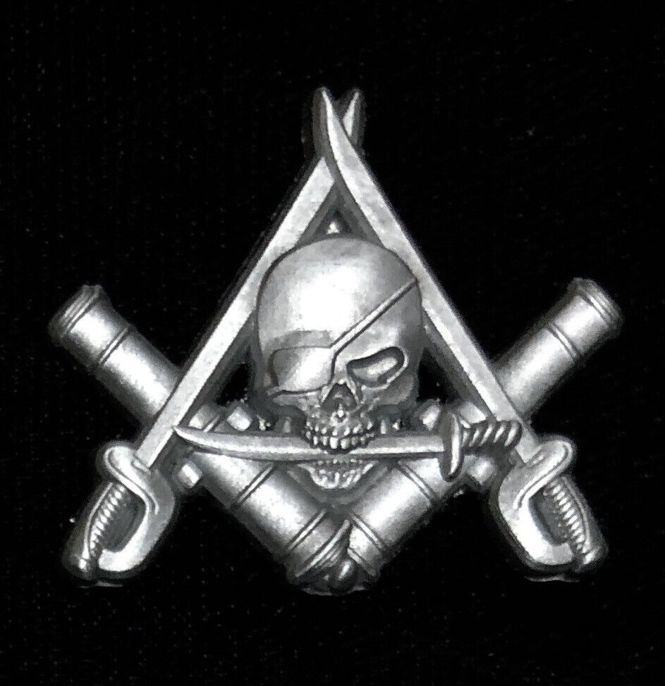 “Cannons and Cutlasses” Masonic Freemason Pirate Pin in Antique Silver