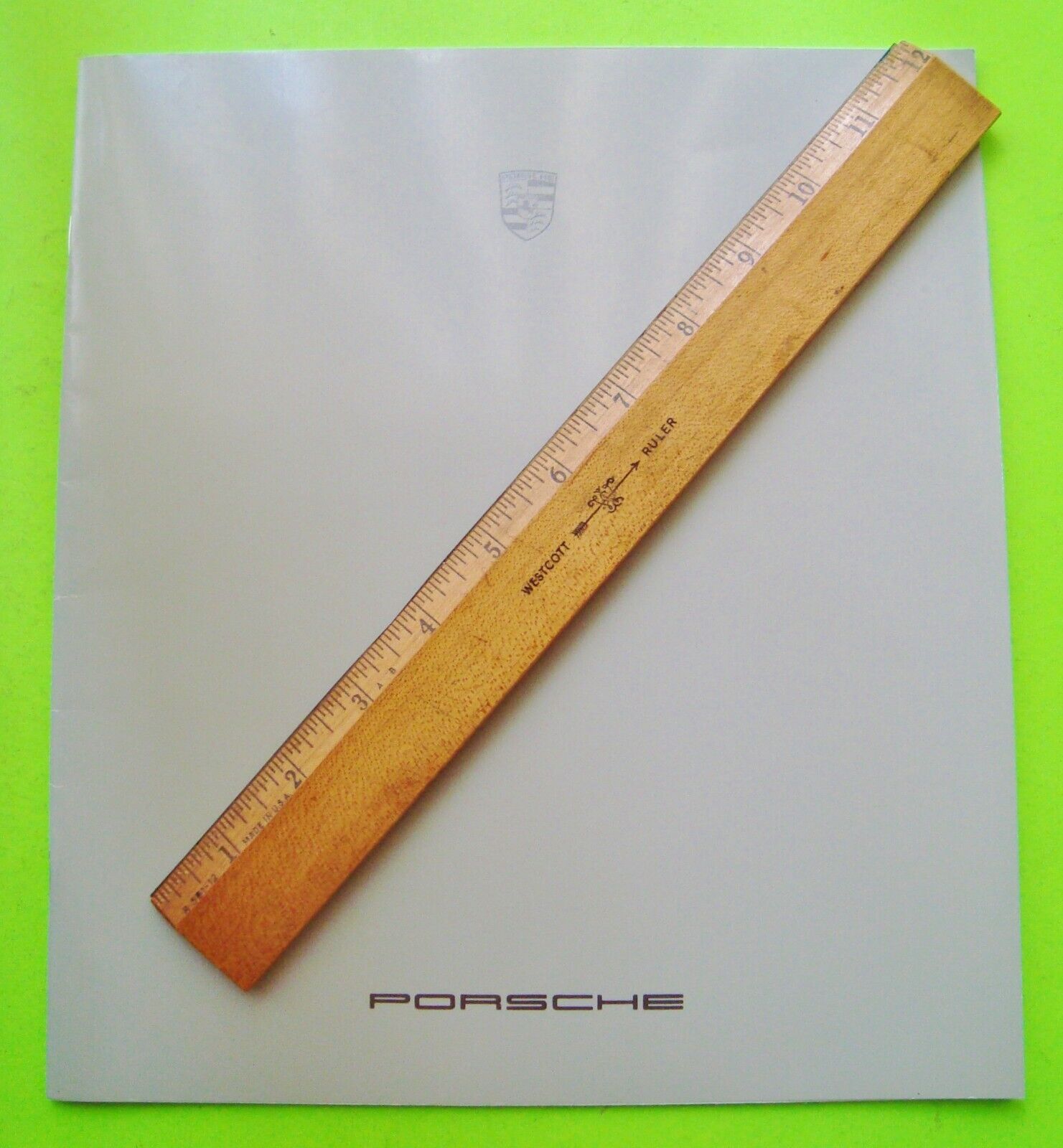 1986 PORSCHE HUGE PRESTIGE 44-pg BROCHURE - 911 CABRIO & TURBO, 928S, 944 Xlnt++