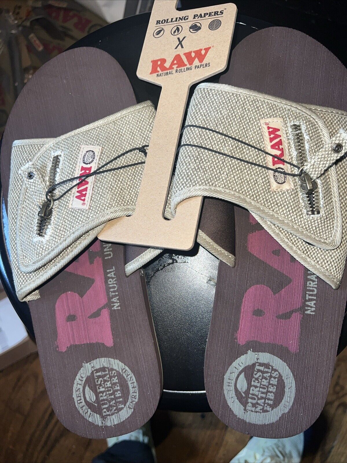 BNWT Raw Rolling papers slides Size 12