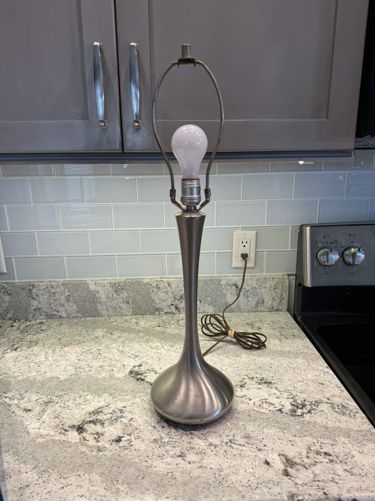Vtg Mid Century Modern Laurel Genie Lamp Brushed Silvertone
