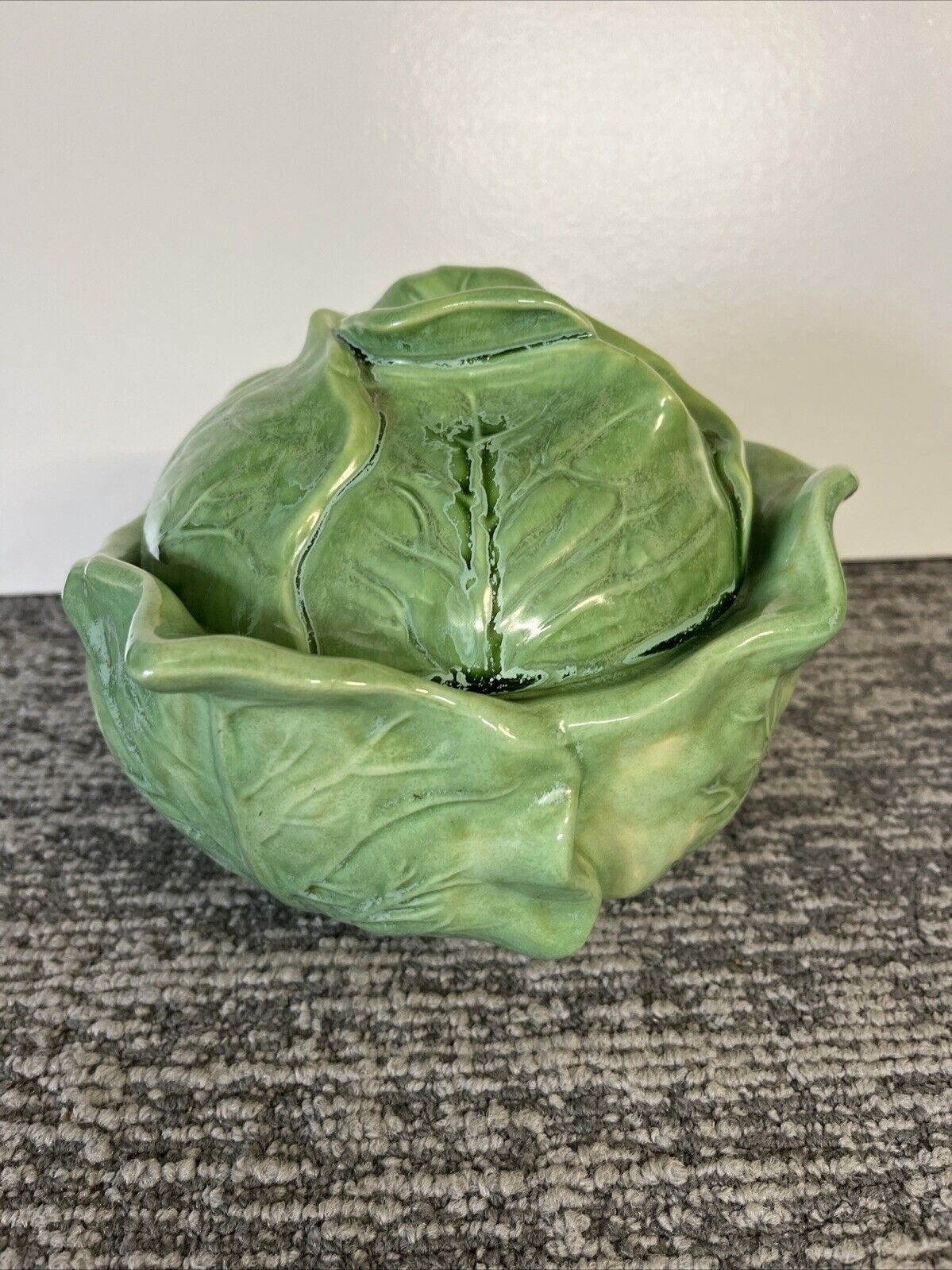 Vintage Holland Mold Covered Cabbage Bowl, 