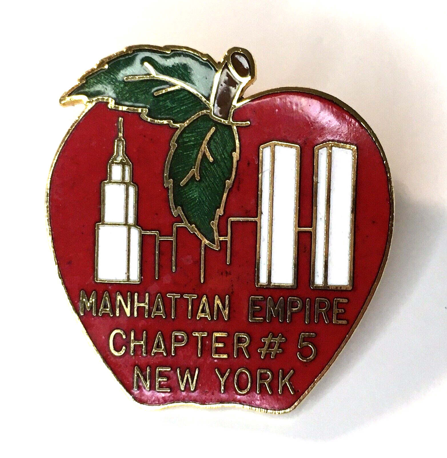 Vintage Manhattan Empire Chapter 5 New York Gold Tone Enamel Lapel Pin