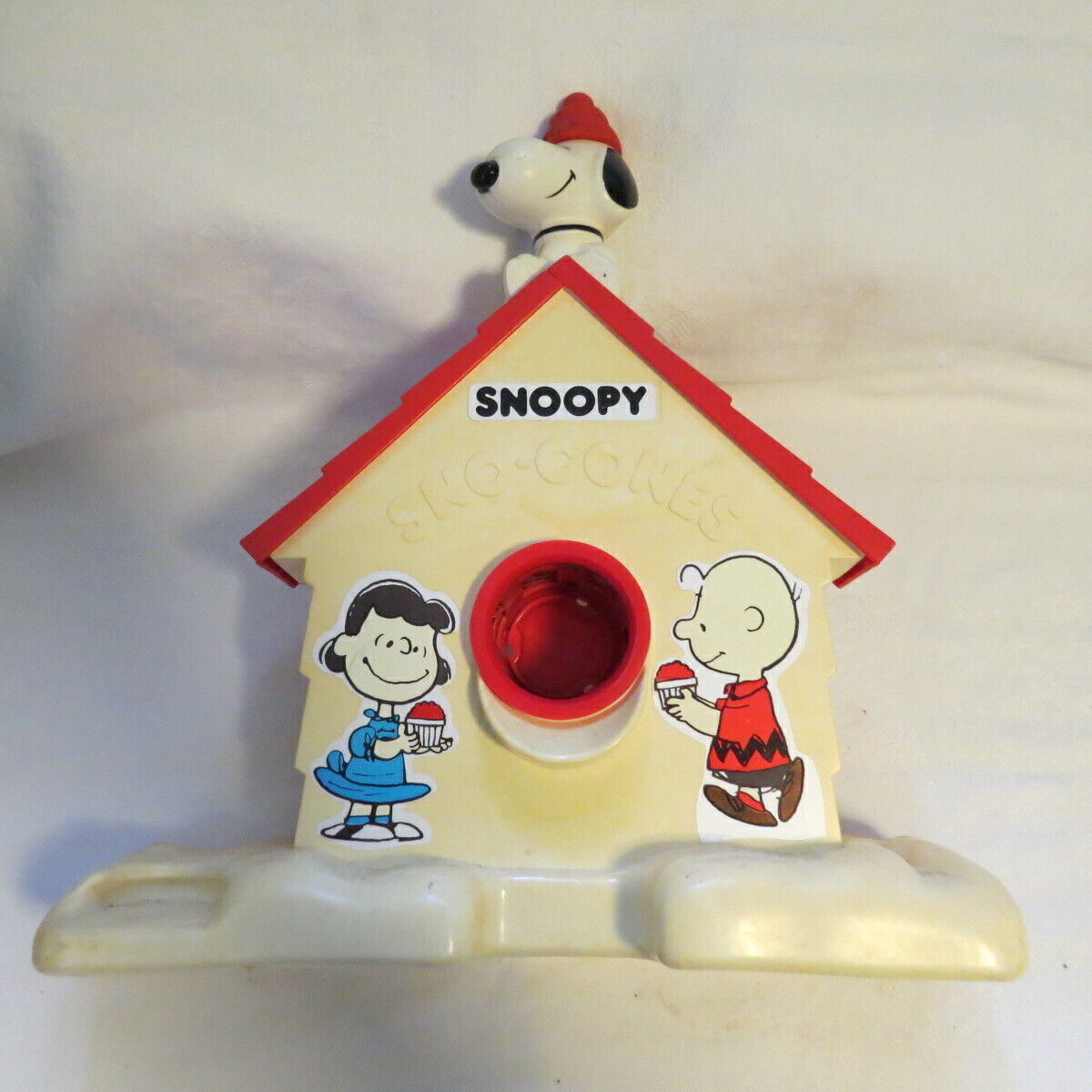 Vintage Snoopy Sno Cone Maker 1979 Hasbro