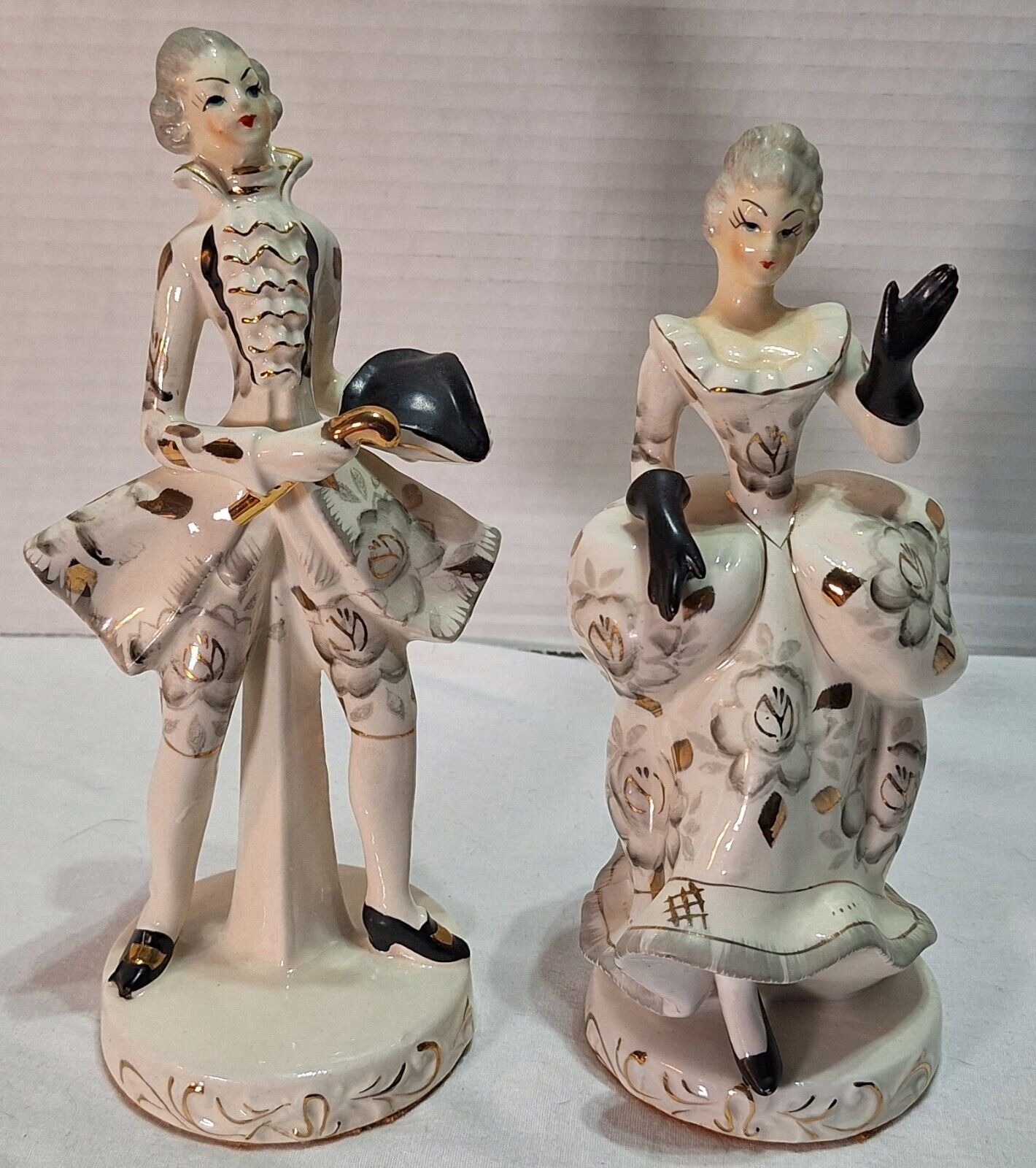 Colonial Man and Woman Figurine Courting Couple 
