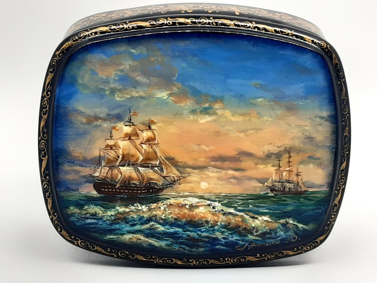 Seascape Ukrainian lacquer box “Ships and sea” by Grinko Hand made in Ukraine