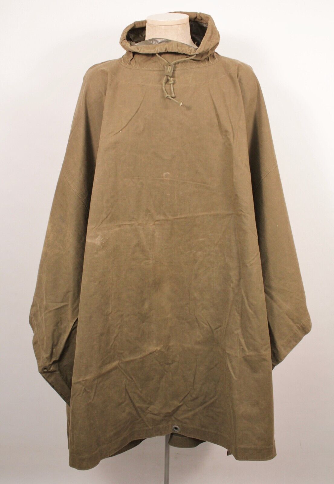 VTG 1940s WWII US Army  Synthetic Resin Coated Poncho 40s WW2 Rain Coat