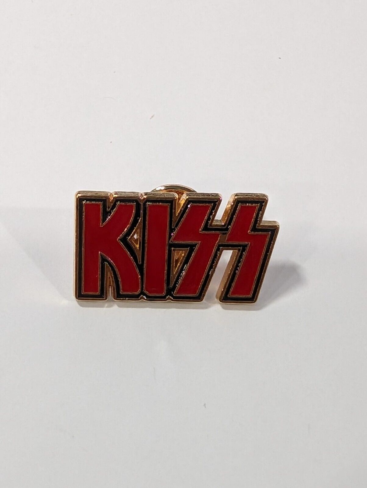 KISS logo Hard Rock N' Roll Enamel Pin BADGE Heavy Metal Guitar Rock Brooch Pin