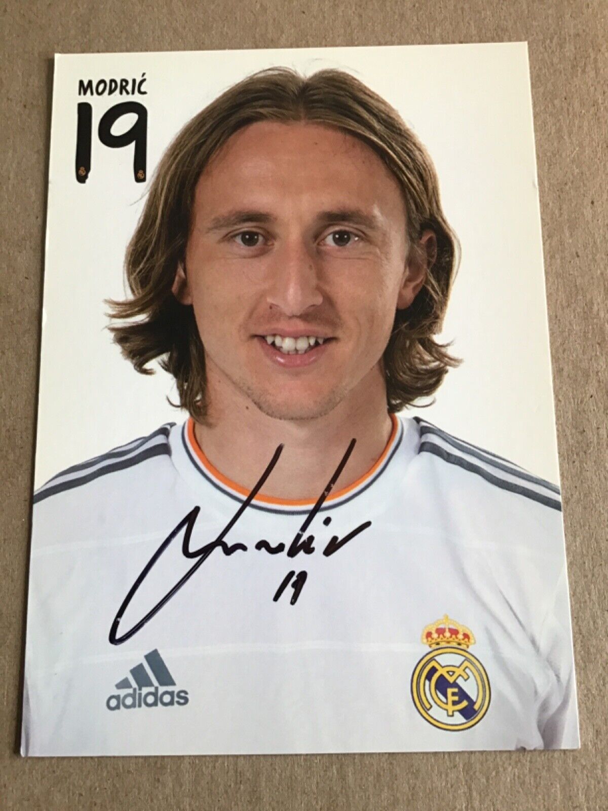 Luka Modric, Croatia 🇭🇷 Real Madrid 2013/14 hand signed