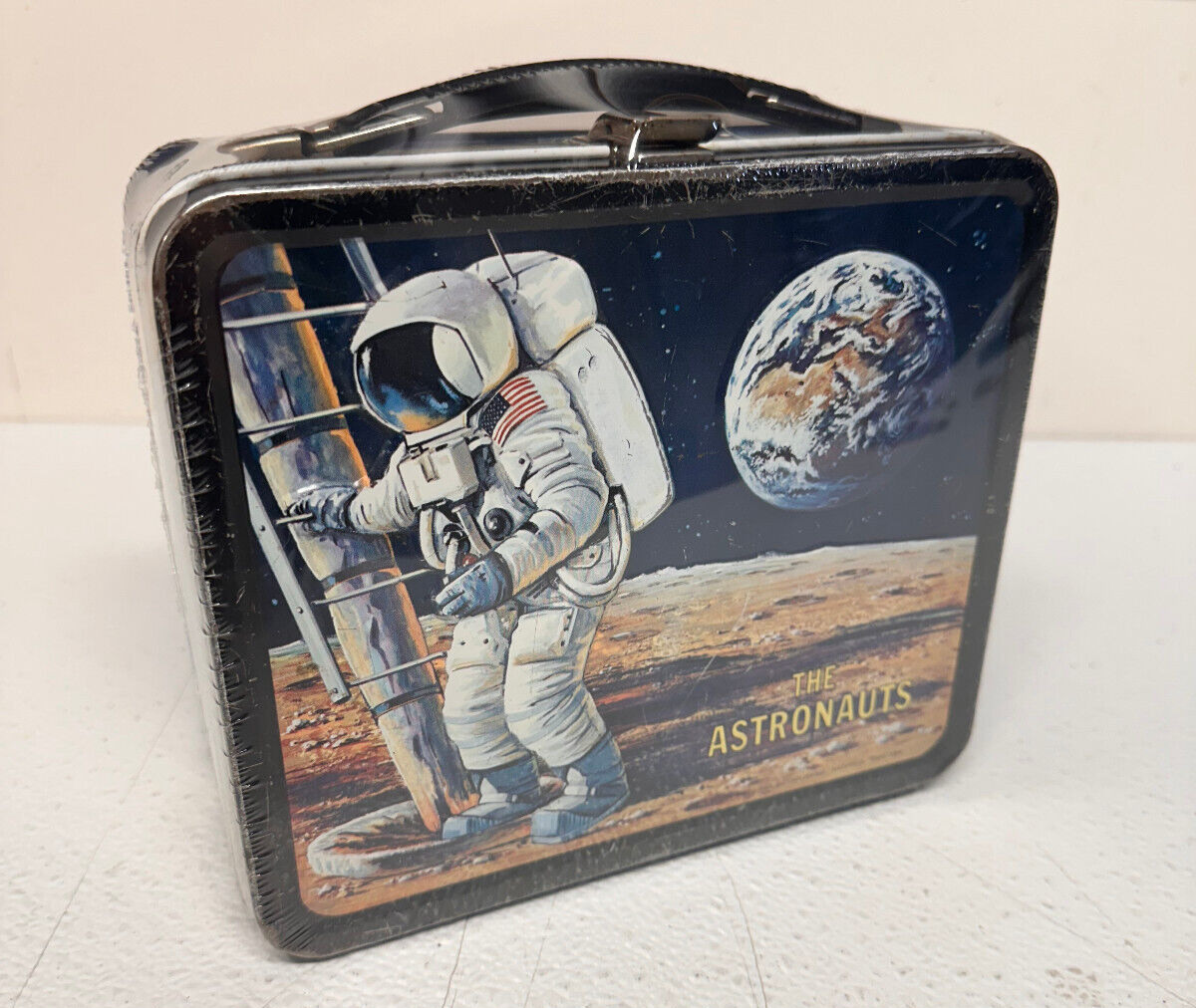 1969 Aladdin The Astronauts NASA Metal Lunchbox - no Thermos