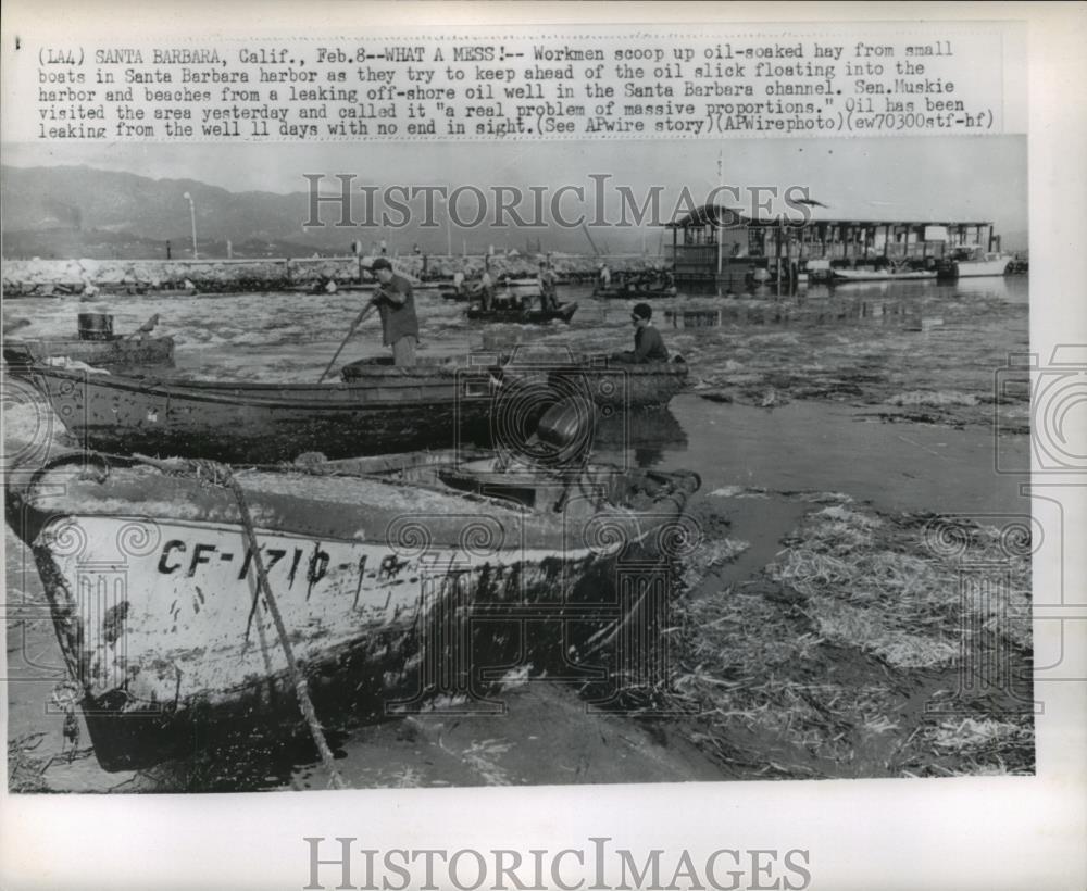 1969 Press Photo Santa Barbara, California. Oil Leak On The Beaches - mjb54992