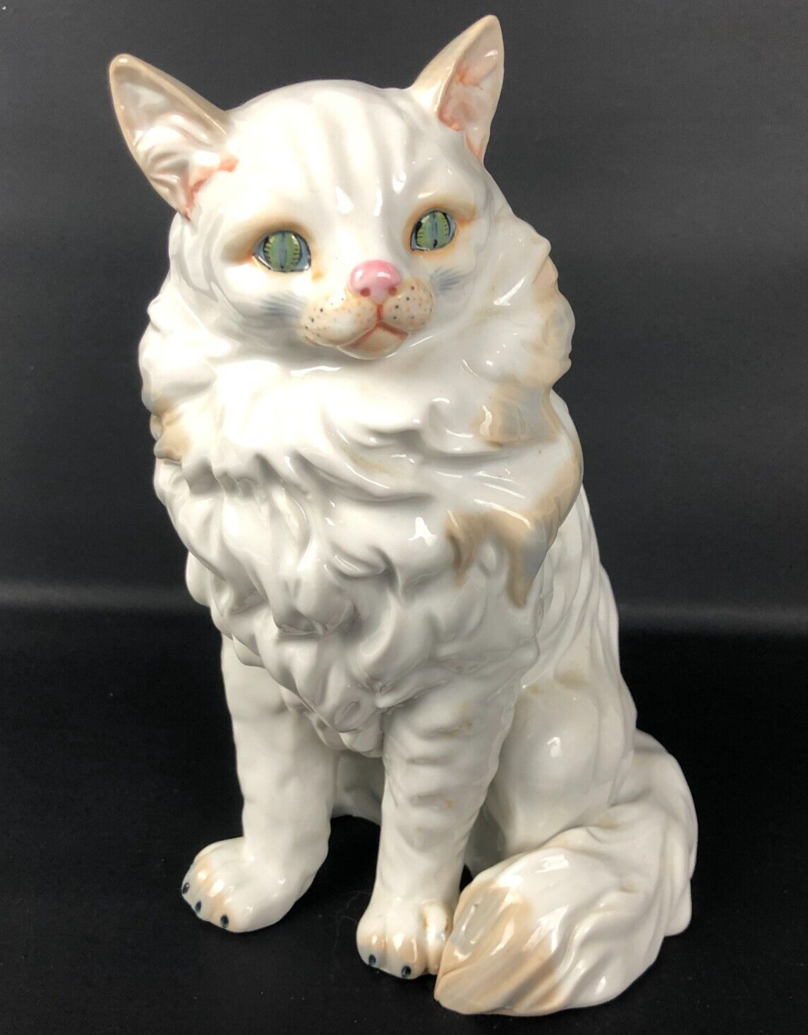 VTG Seymour Mann Museo White Persian Fancy Cat Figurine Statue Porcelain Figure