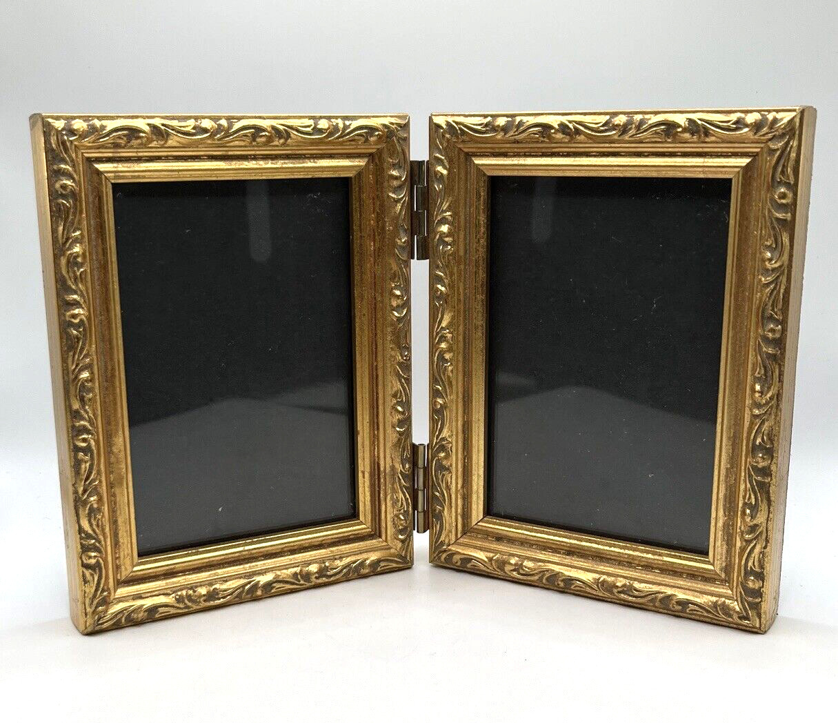 Vintage Golden Antique Style Ornate Double Picture Frame, 3.5x5 in Photo