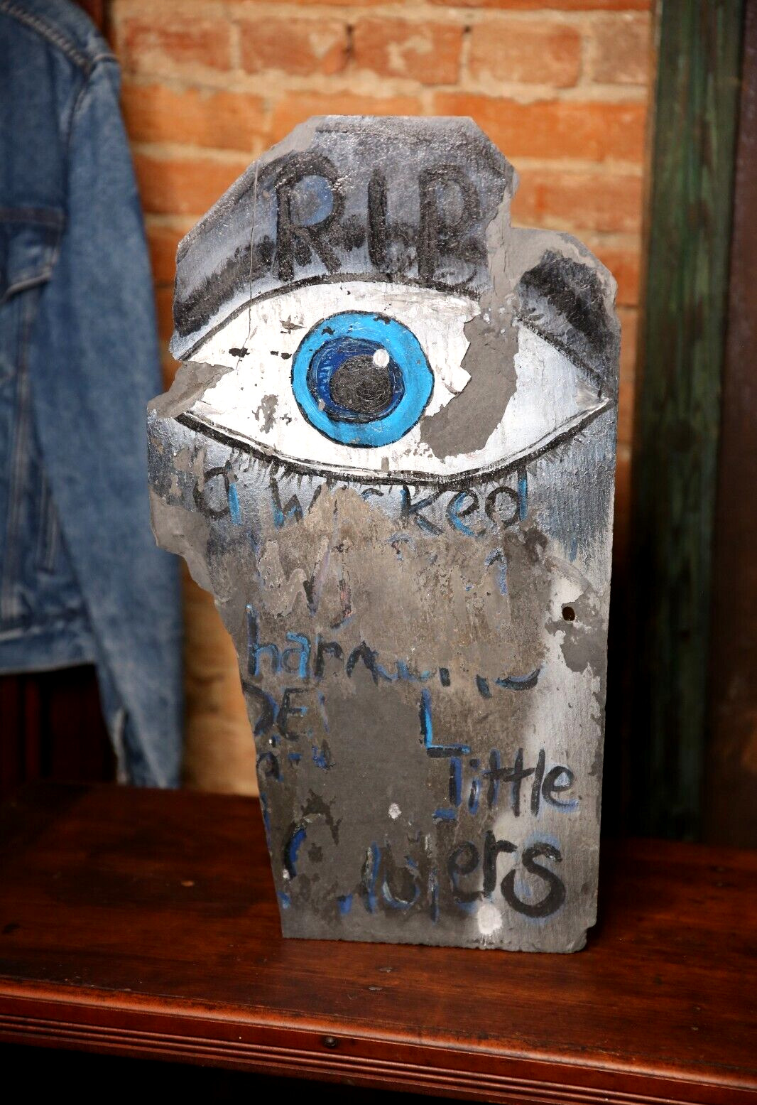 Vintage RIP Tombstone Eyeball Eye Slate Sign Wicked Creepy Optometrist medical
