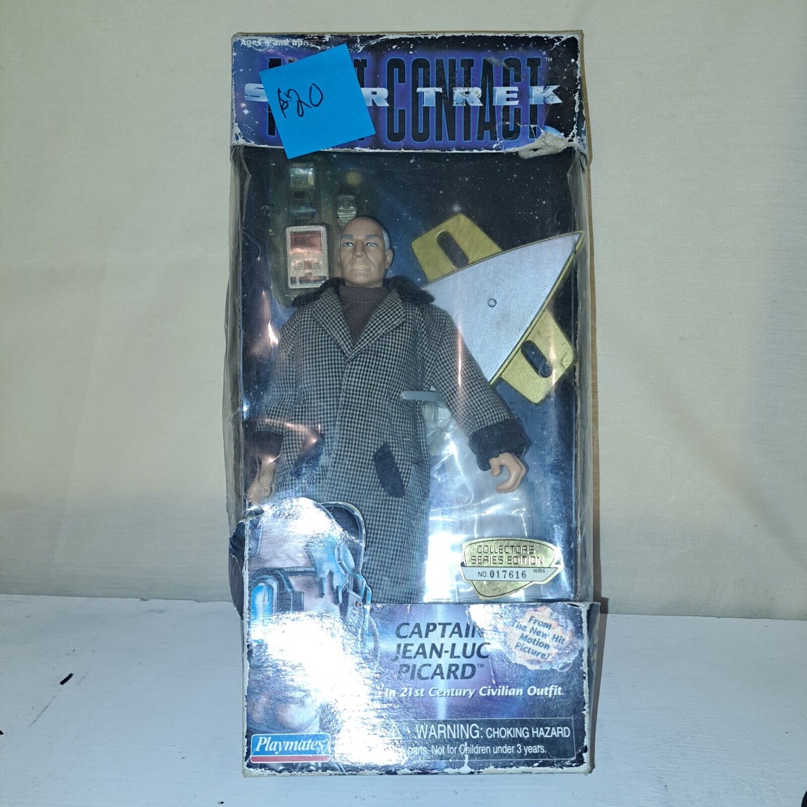 STAR TREK FIRST CONTACT CAPTAIN PICARD 9 INCH ACTION FIGURE