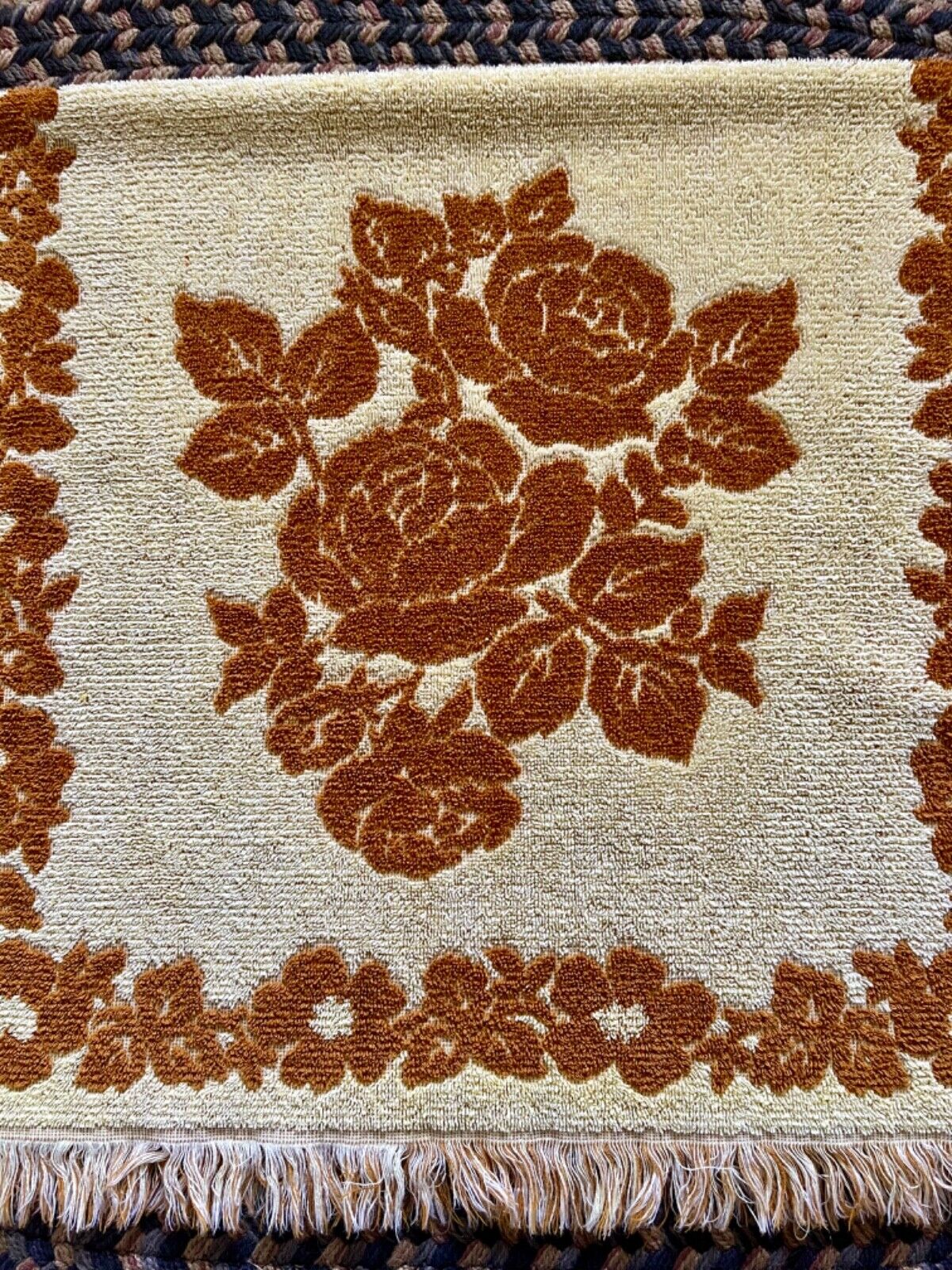 Vintage 60s Brown Flower Fringe Terry Cloth Bath Towel/Decor