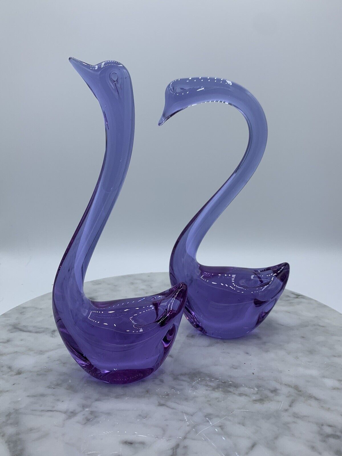Pair (2) Of Stunning Vintage Purple/Lavender Glass Swan Figurines Neodymium
