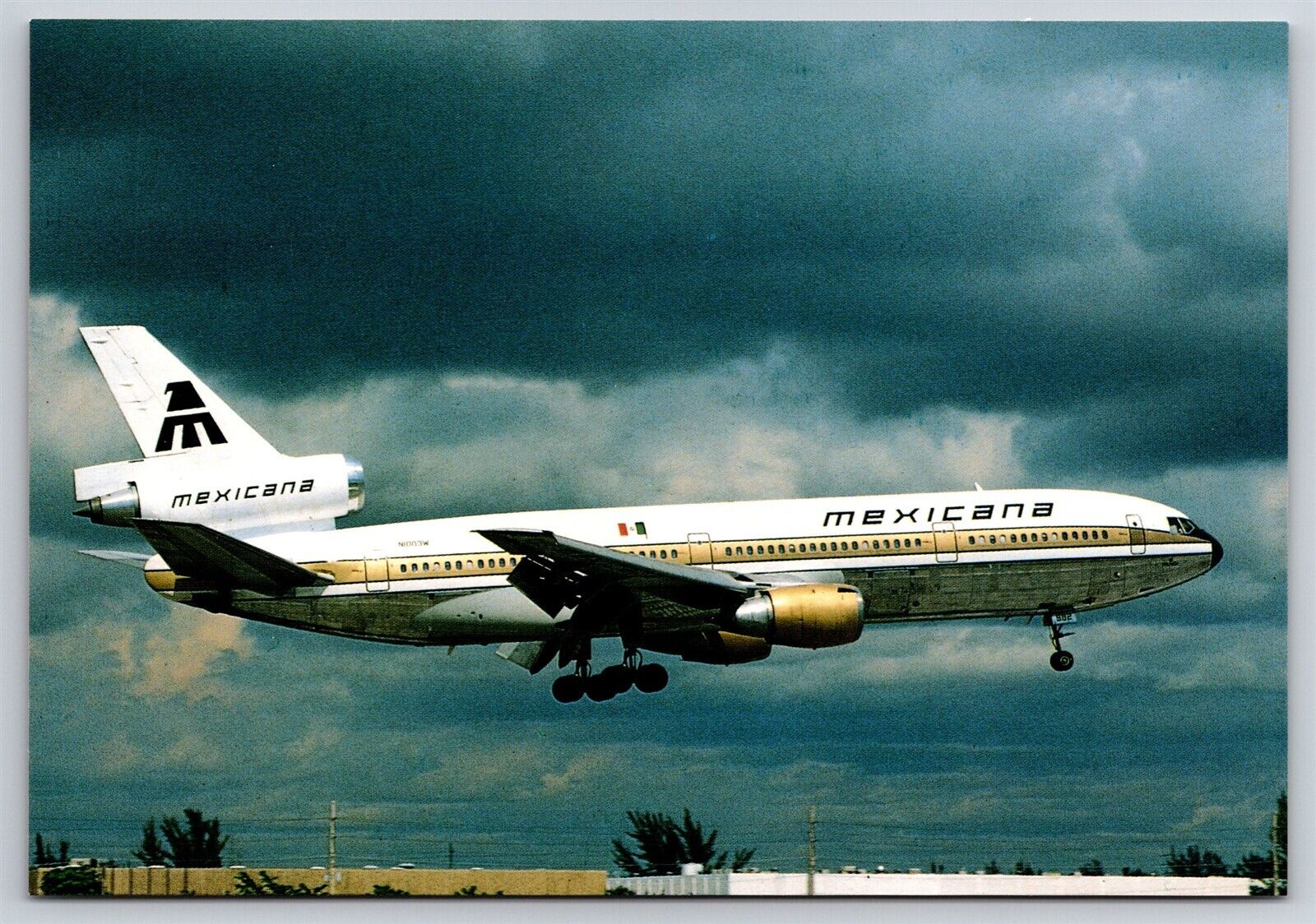 Airplane Postcard Mexicana Airlines Douglas DC-10 at Miami CE8