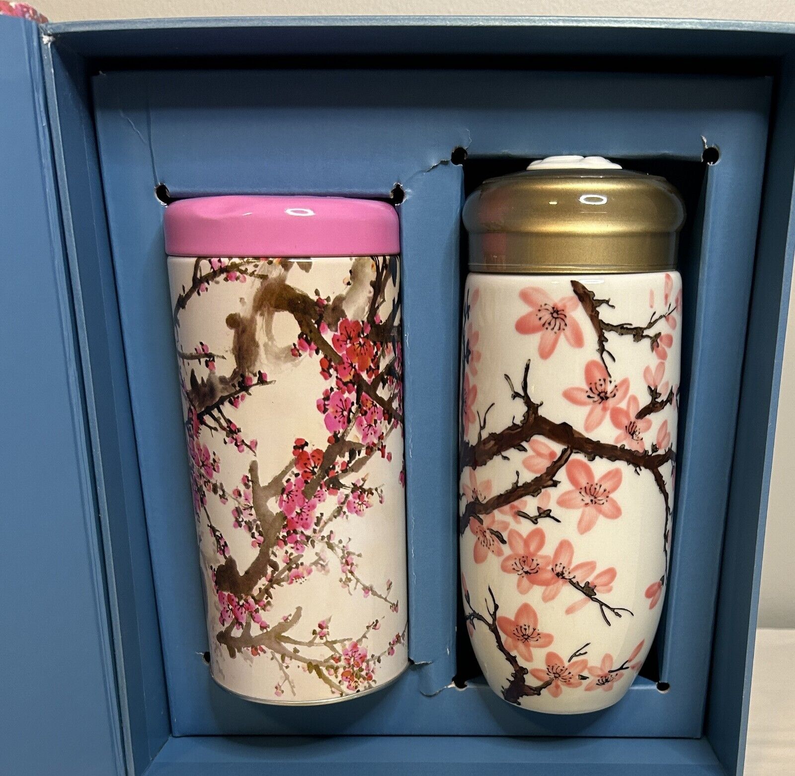 Teavana Sakura Allure Tea Gift Set 10 oz. Tea Tumbler with Strainer Tea Tin, Tea