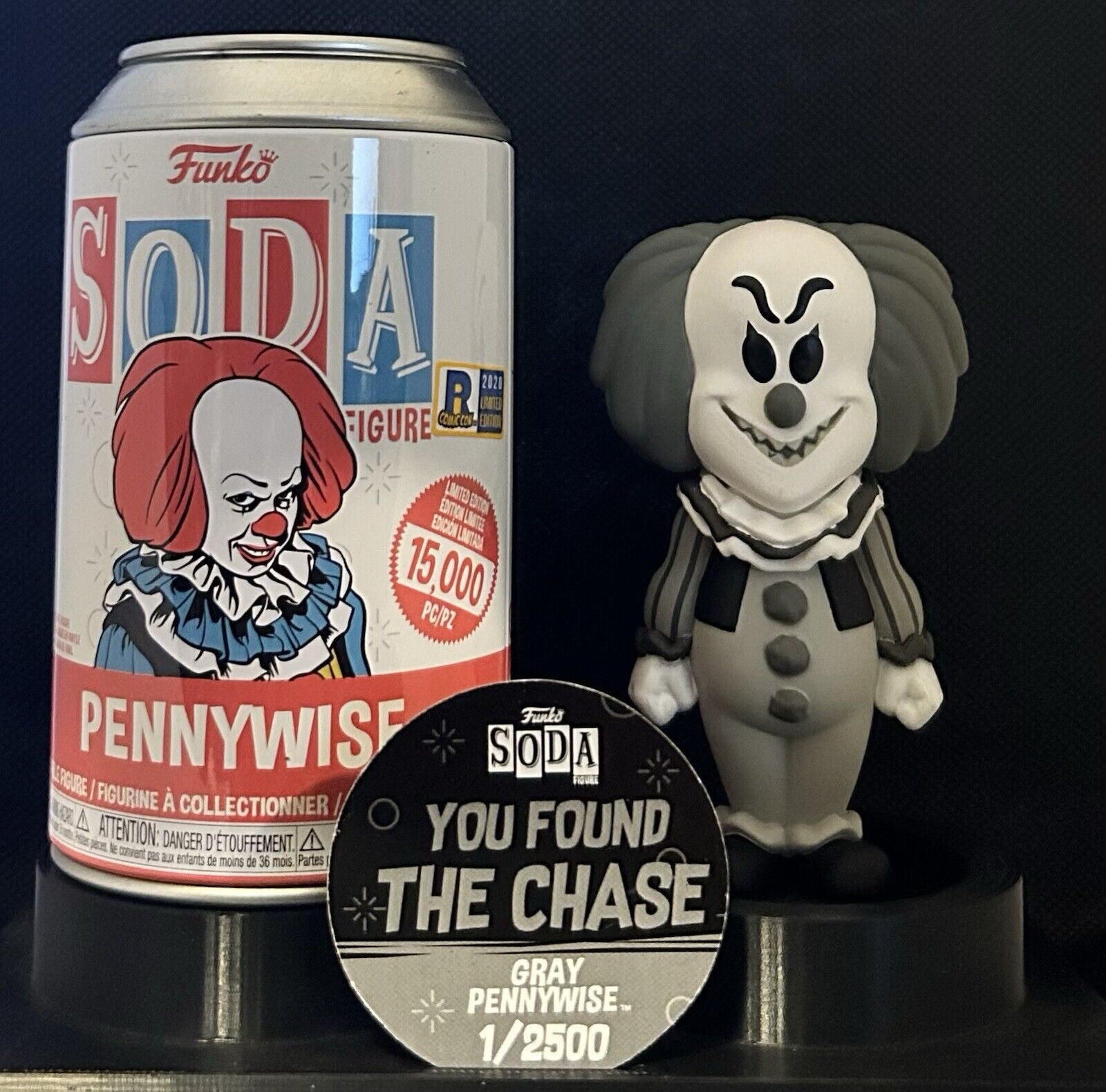 Funko Vinyl Soda: It - Pennywise (Chase) (Black & White)