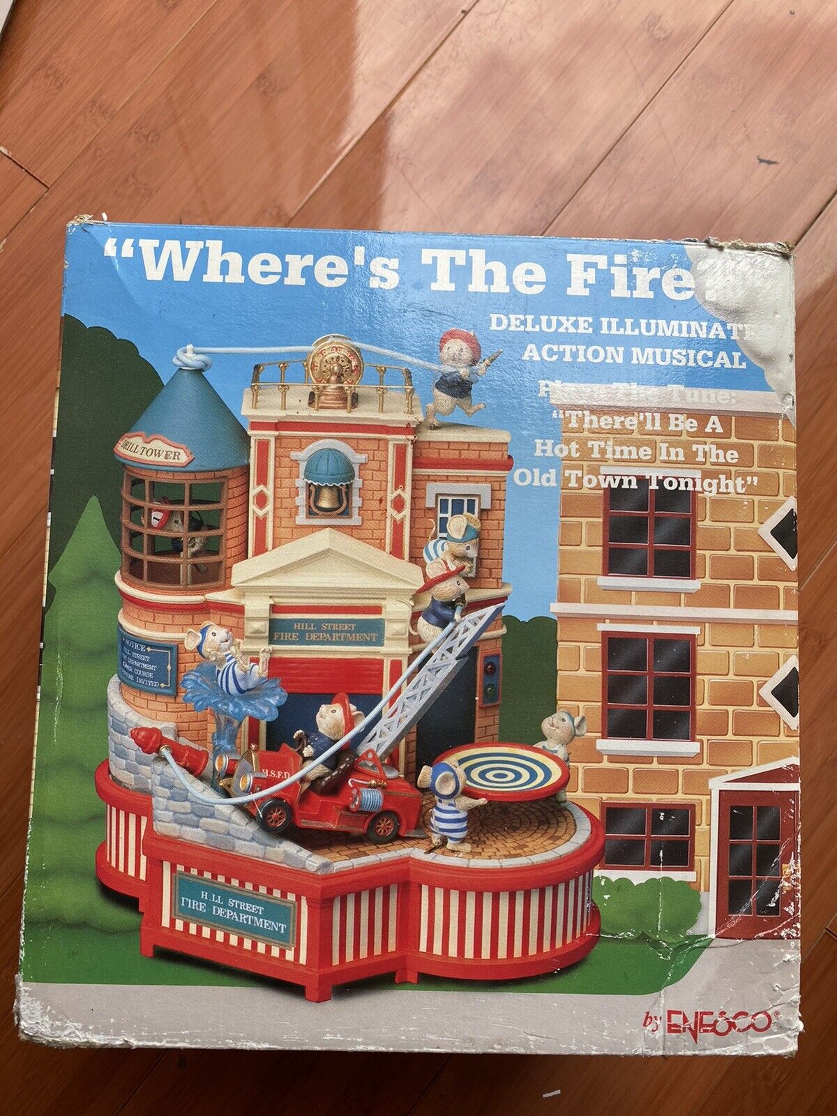 Enesco 1992 Where\'s There Fire? Illuminated Action Musical 590584 NEW