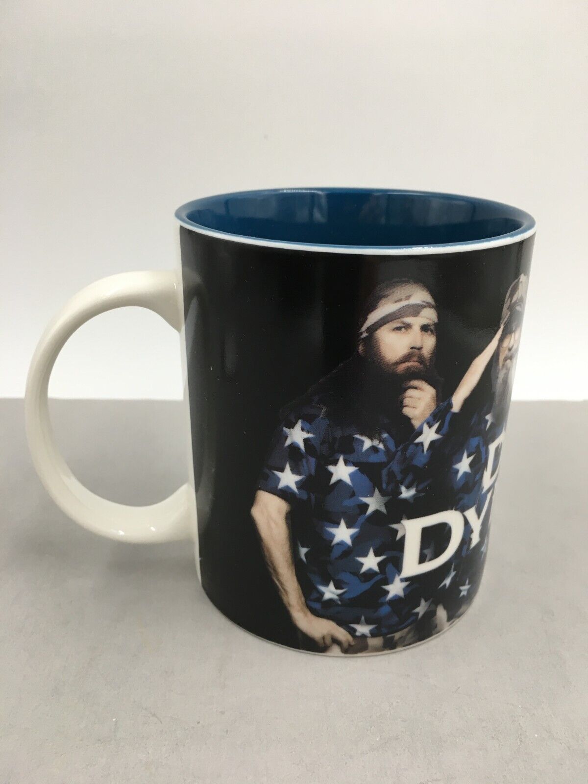 2014 A&E Duck Dynasty Jase Si Willie Phil black blue 14 oz. porcelain mug cup