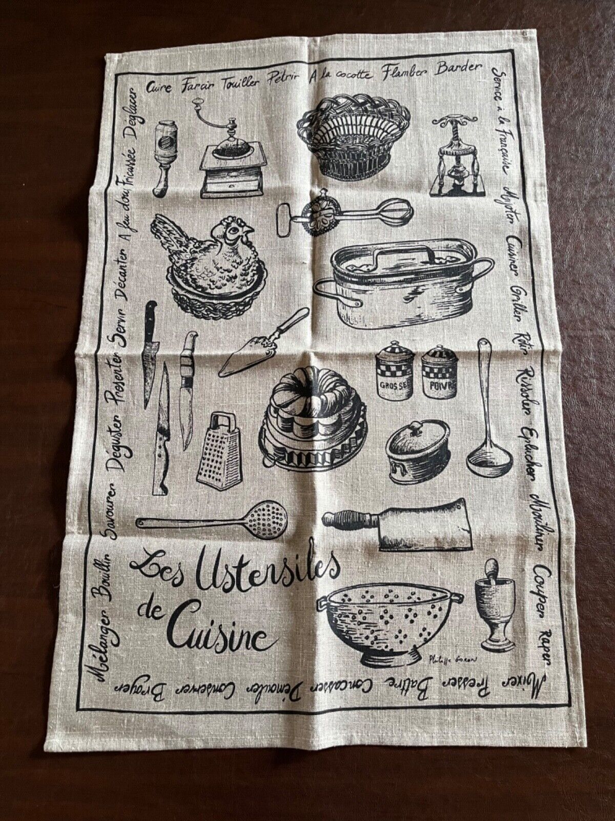 Les Utensils de Cuisine Torchons Bouchons Paris France Linen Kitchen Tea Towel