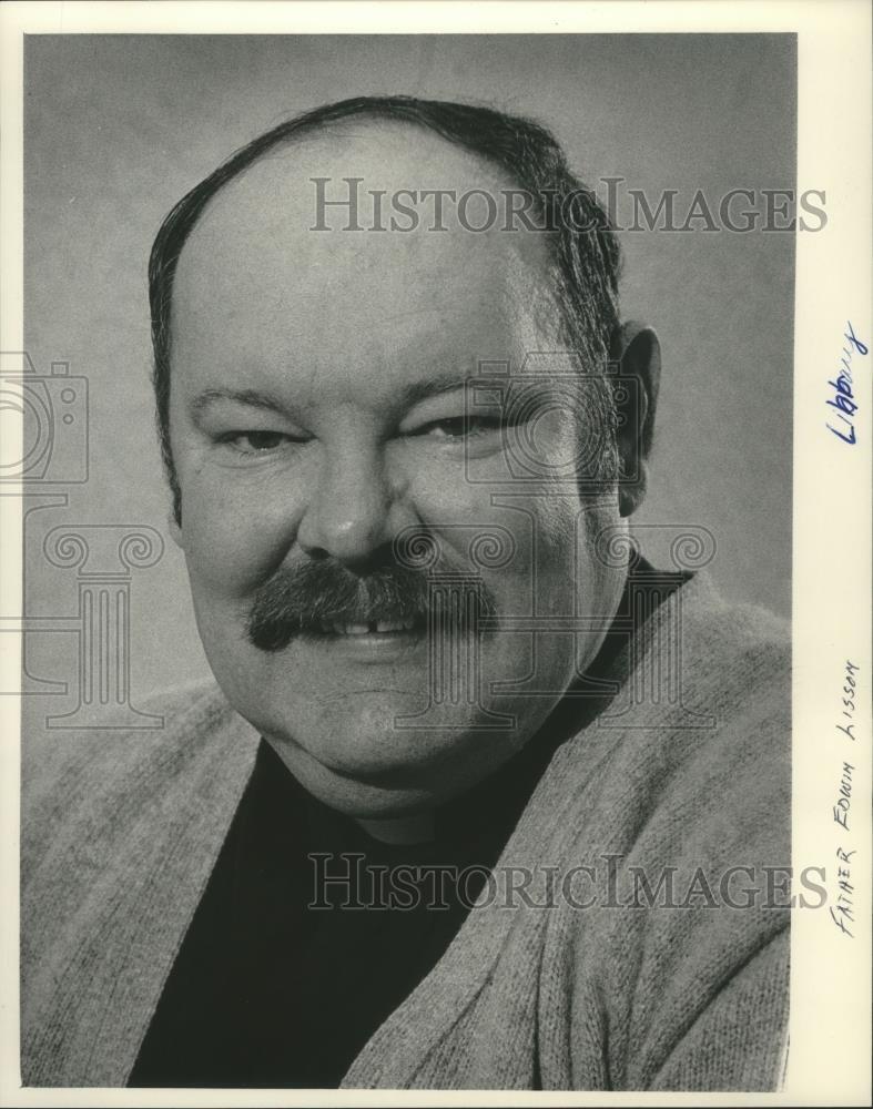 1984 Press Photo Father Edwin Lisson, Jesuit, expert on medical ethics, Memphis.