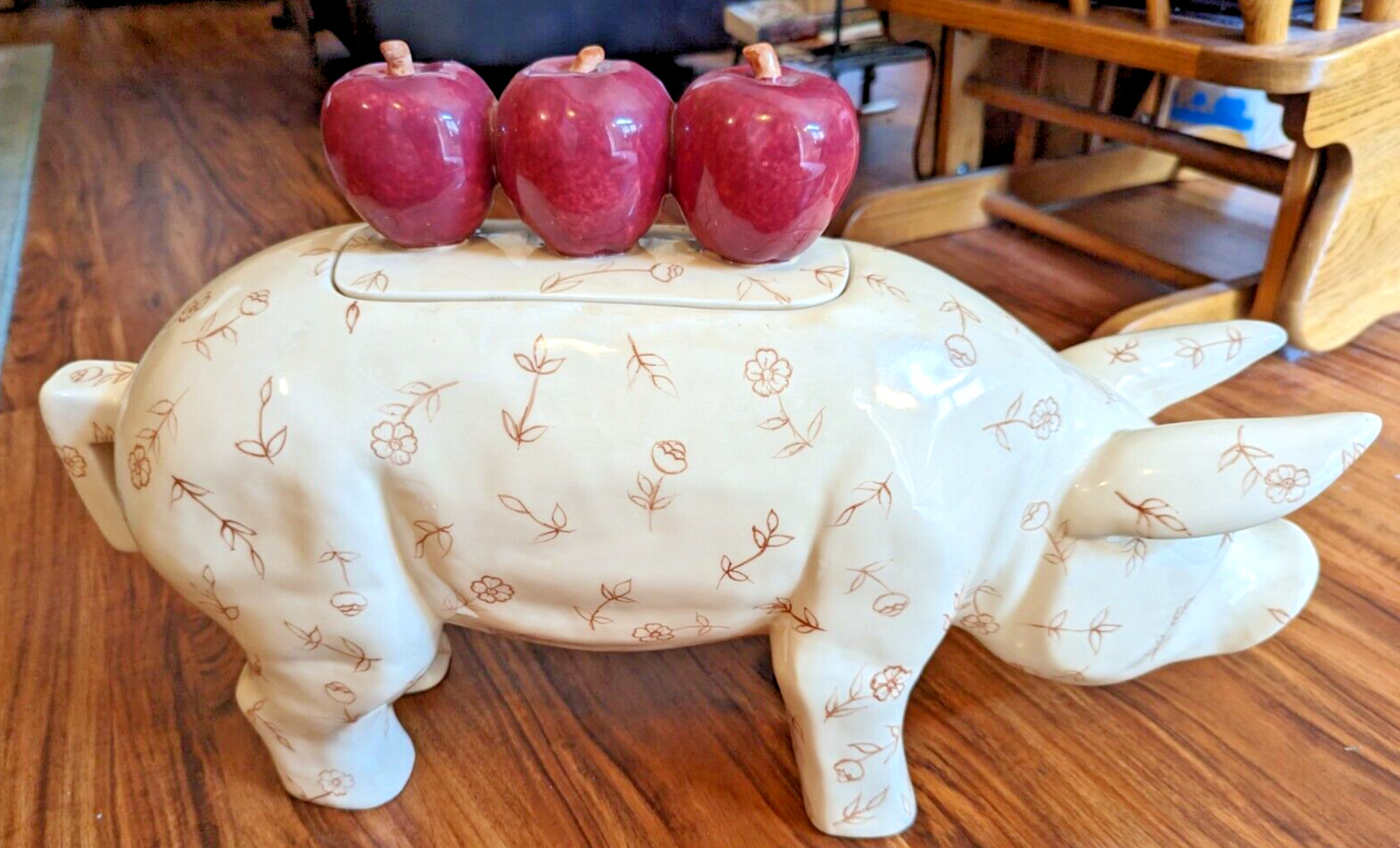 RARE Blue Sky Clayworks Large Ceramic Floral Pig with Apples Lid