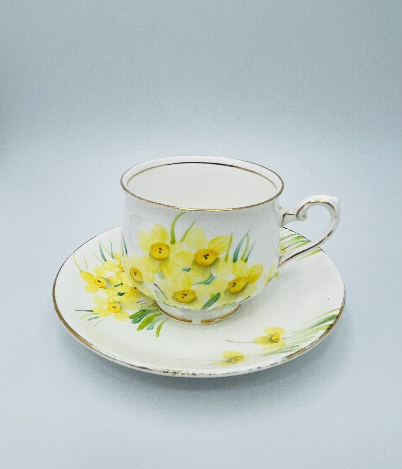 Phoenix Bone China 1930\'s Hand Painted Yellow Daffodils Teacup & Saucer