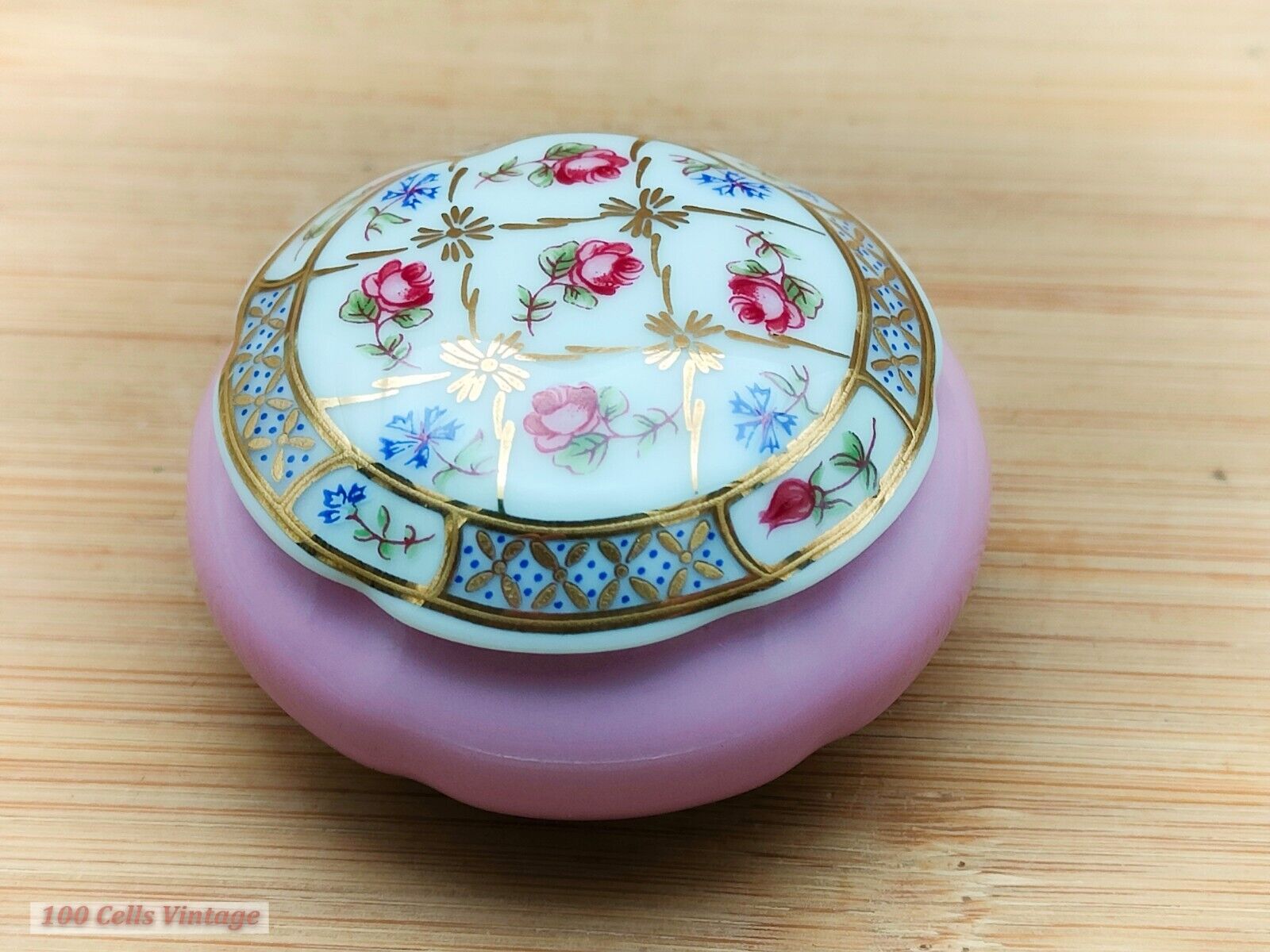 Pink Floral Limoges Castel Porcelain-5cm-Vintage Trinket/Pill/Jewellery Box 0in