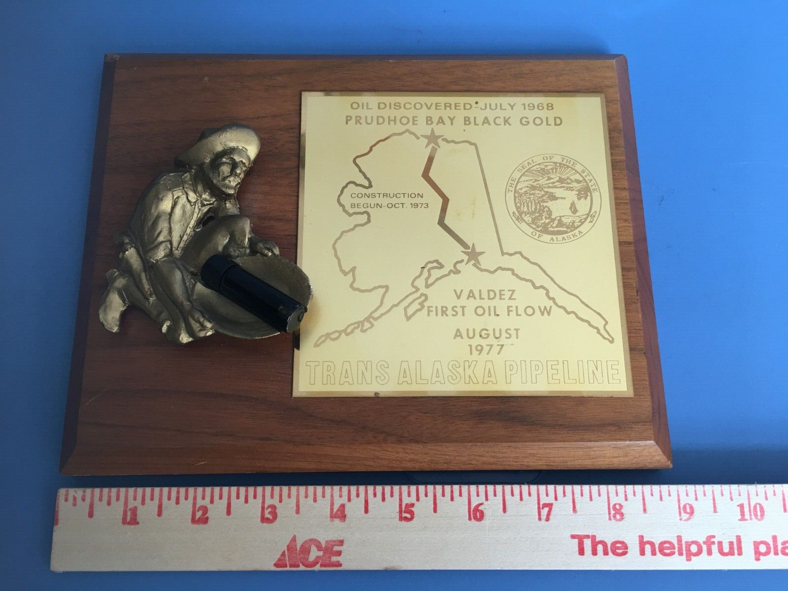 Trans Alaska Pipeline first oil discovered & pumped Plaque Prudhoe Bay  oilfield
