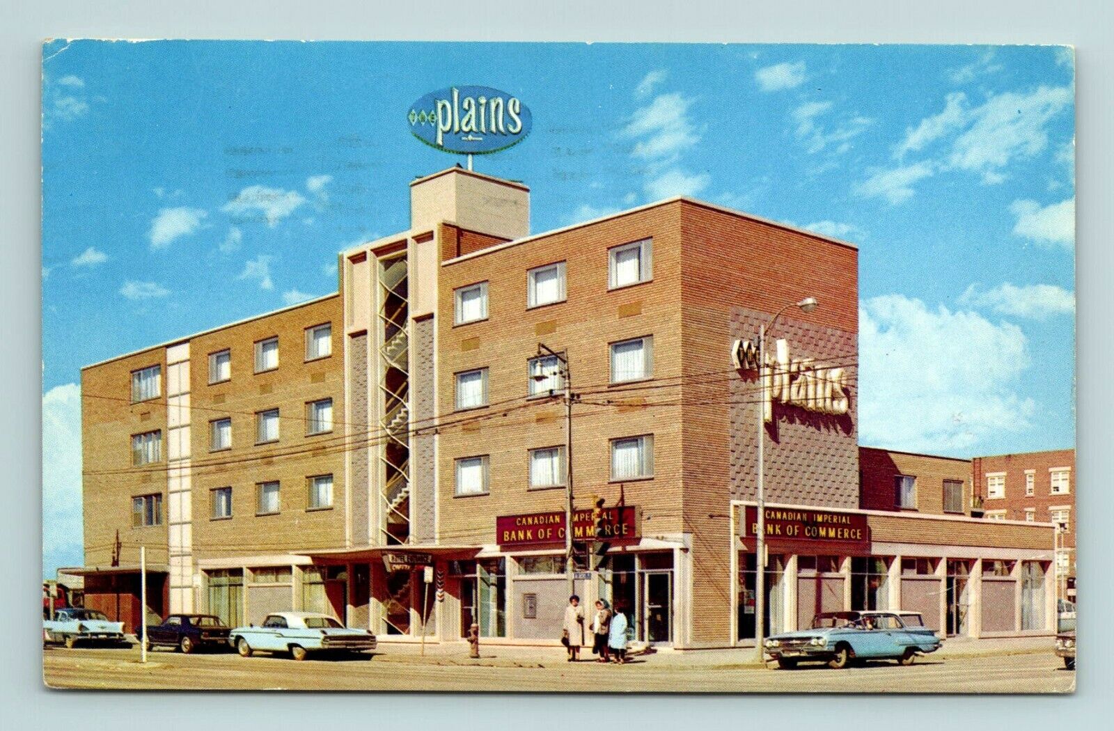 1970 Street View The Plains Motor Hotel Regina Saskatchewan Old Cars postcard