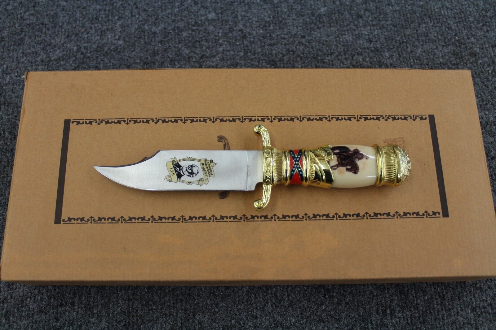 Confederate General Robert E. Lee Knife w/ Box (Preowned)