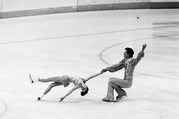 Ekaterina Gordeeva, Sergei Grinkov Calgary 1988 OLD FIGURE SKATING PHOTO 1