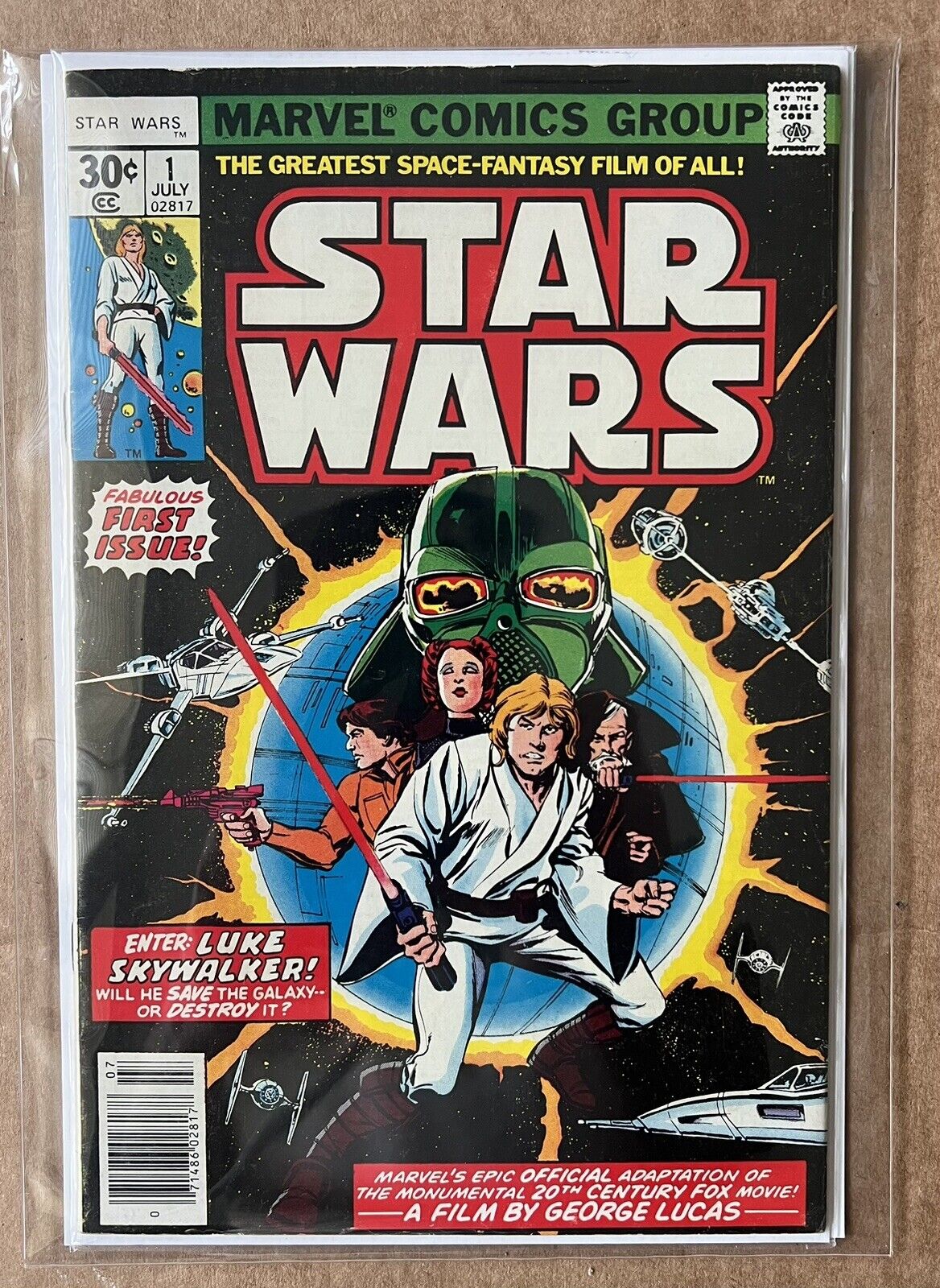 STAR WARS #1  High Grade Marvel Comics 1977 W/Millenium Falcon Royal Mint Coin