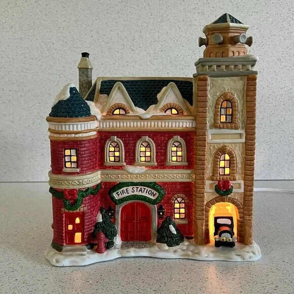 Vintage Mervyn\'s Village Square Fire Station  Lighted 97 Christmas Retired