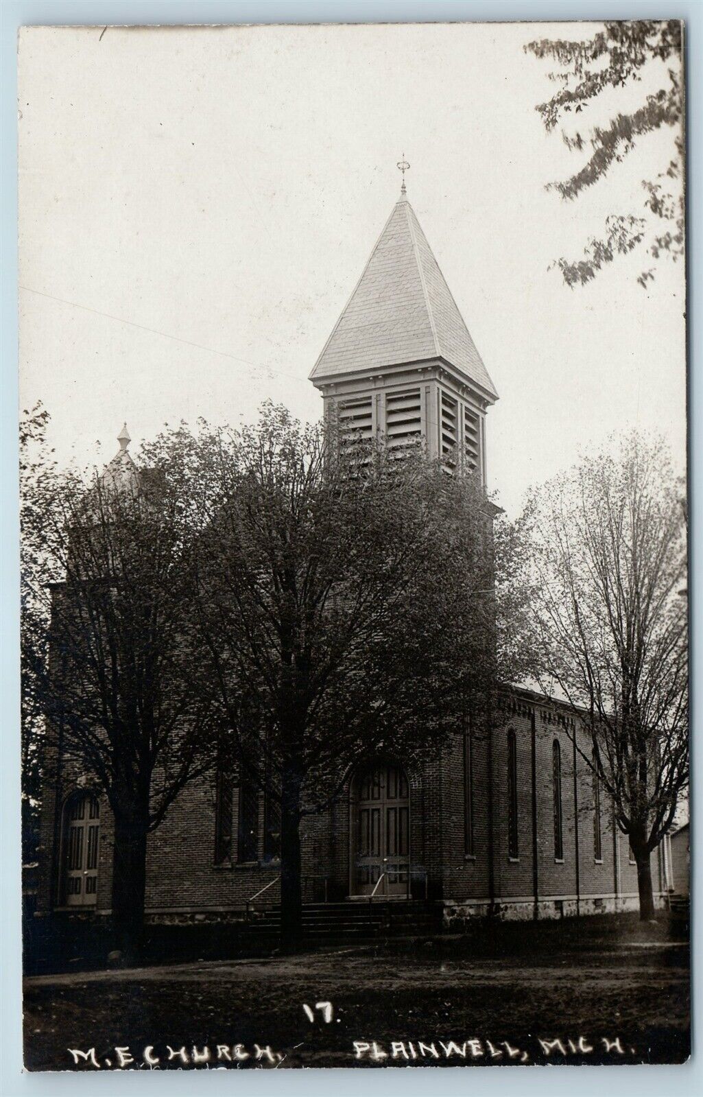 Postcard MI Plainwell M.E. Church RPPC Real Photo c1917 W3