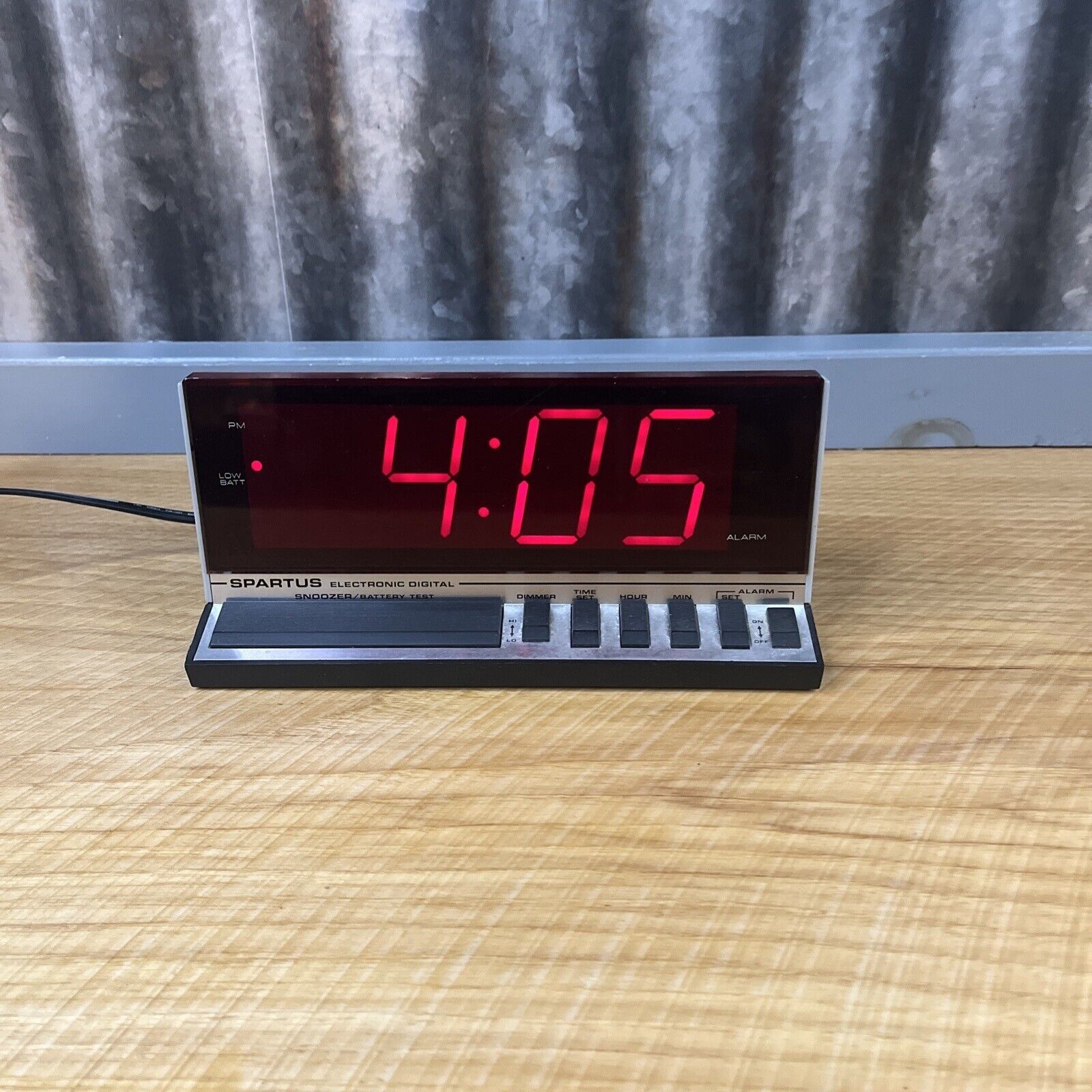 Vintage Spartus Electronic Digital Alarm Clock Model 1150 Large Display Tested