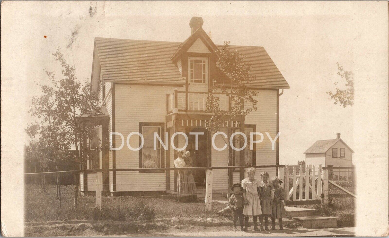 RPPC DIDSBURY ALBERTA CANADA Imlay Simms Residence c1911 Goldendale WA Postcard