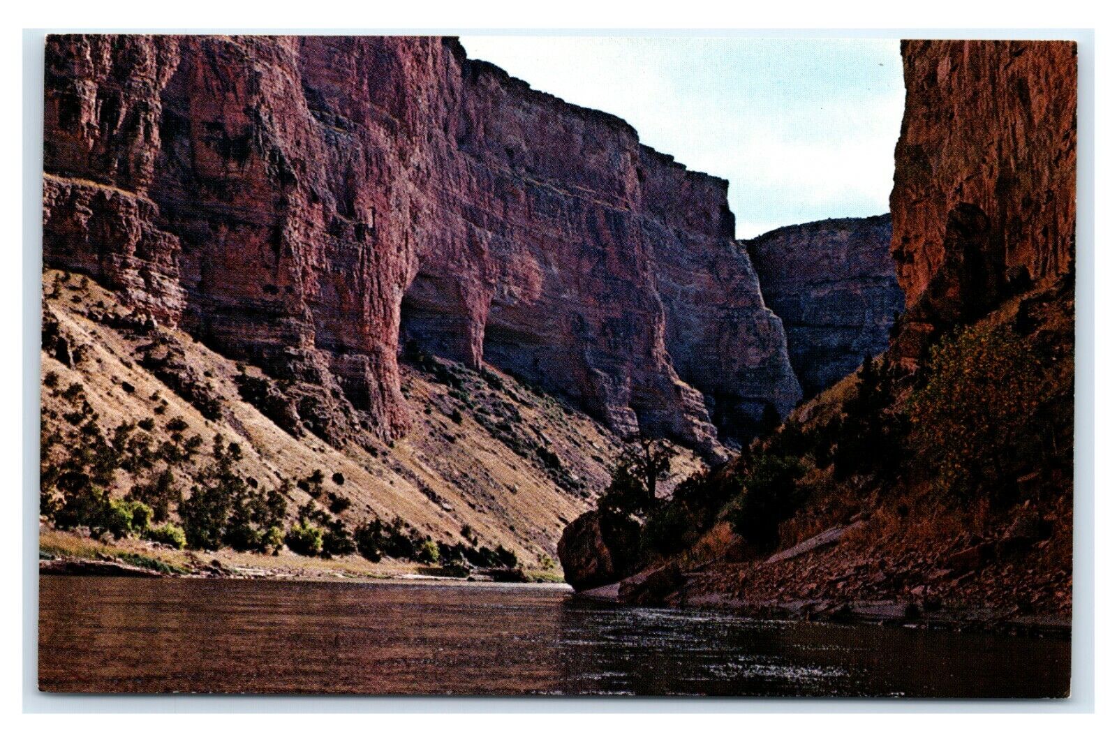Postcard Paradise of Yellowtail Big Horn Canyon WY dated 1971 G30